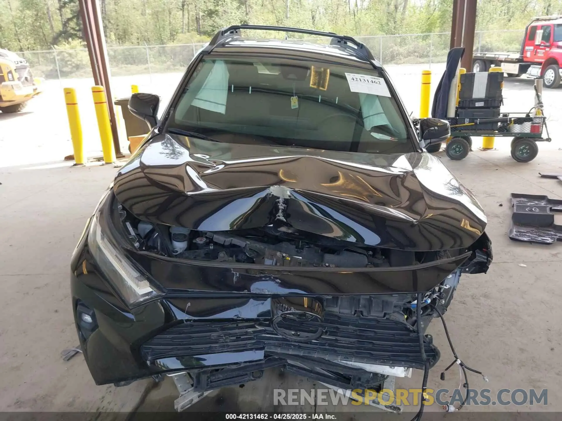 13 Photograph of a damaged car 2T3UWRFVXPW152171 TOYOTA RAV4 HYBRID 2023