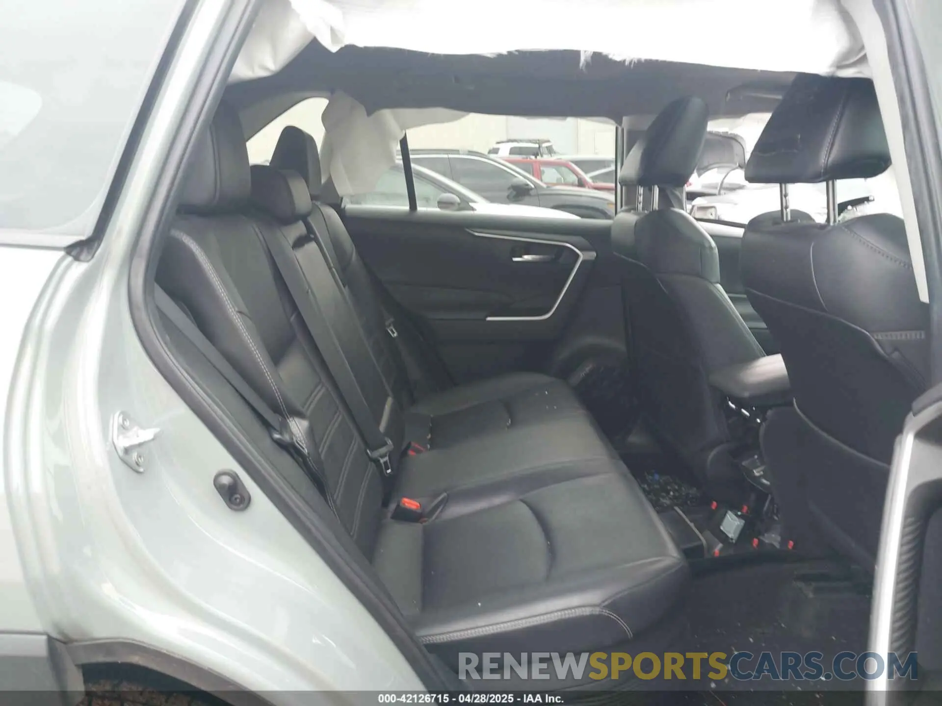 8 Фотография поврежденного автомобиля 4T3B6RFV3PU118600 TOYOTA RAV4 HYBRID 2023