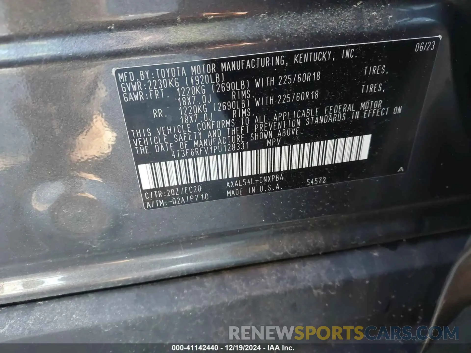 9 Photograph of a damaged car 4T3E6RFV1PU128331 TOYOTA RAV4 HYBRID 2023