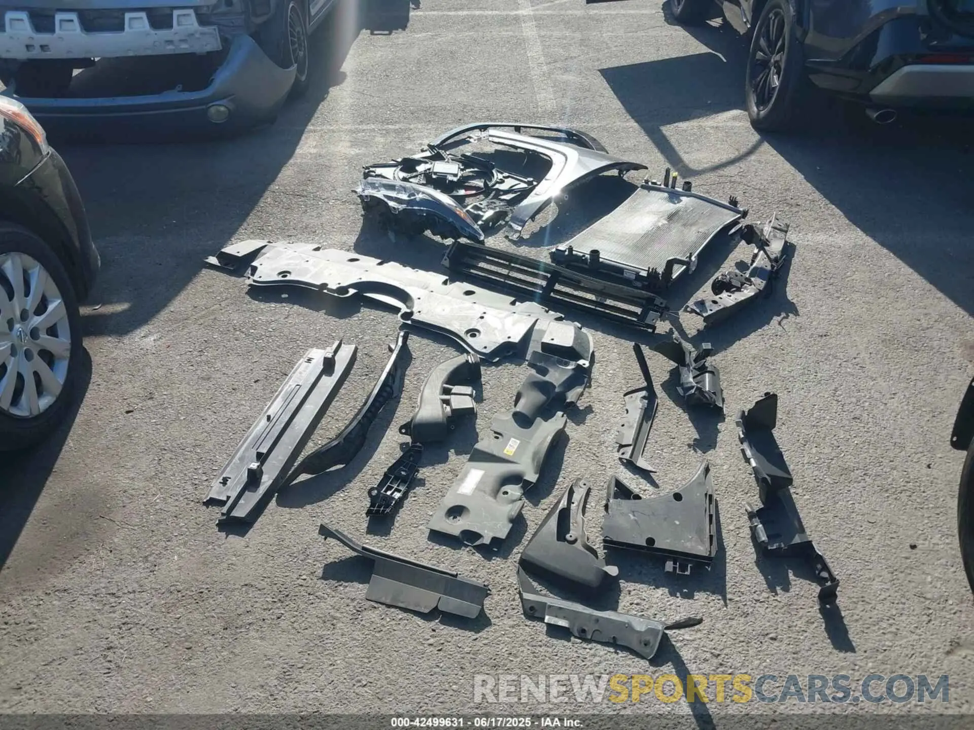 12 Photograph of a damaged car 4T3E6RFV6PU120175 TOYOTA RAV4 HYBRID 2023