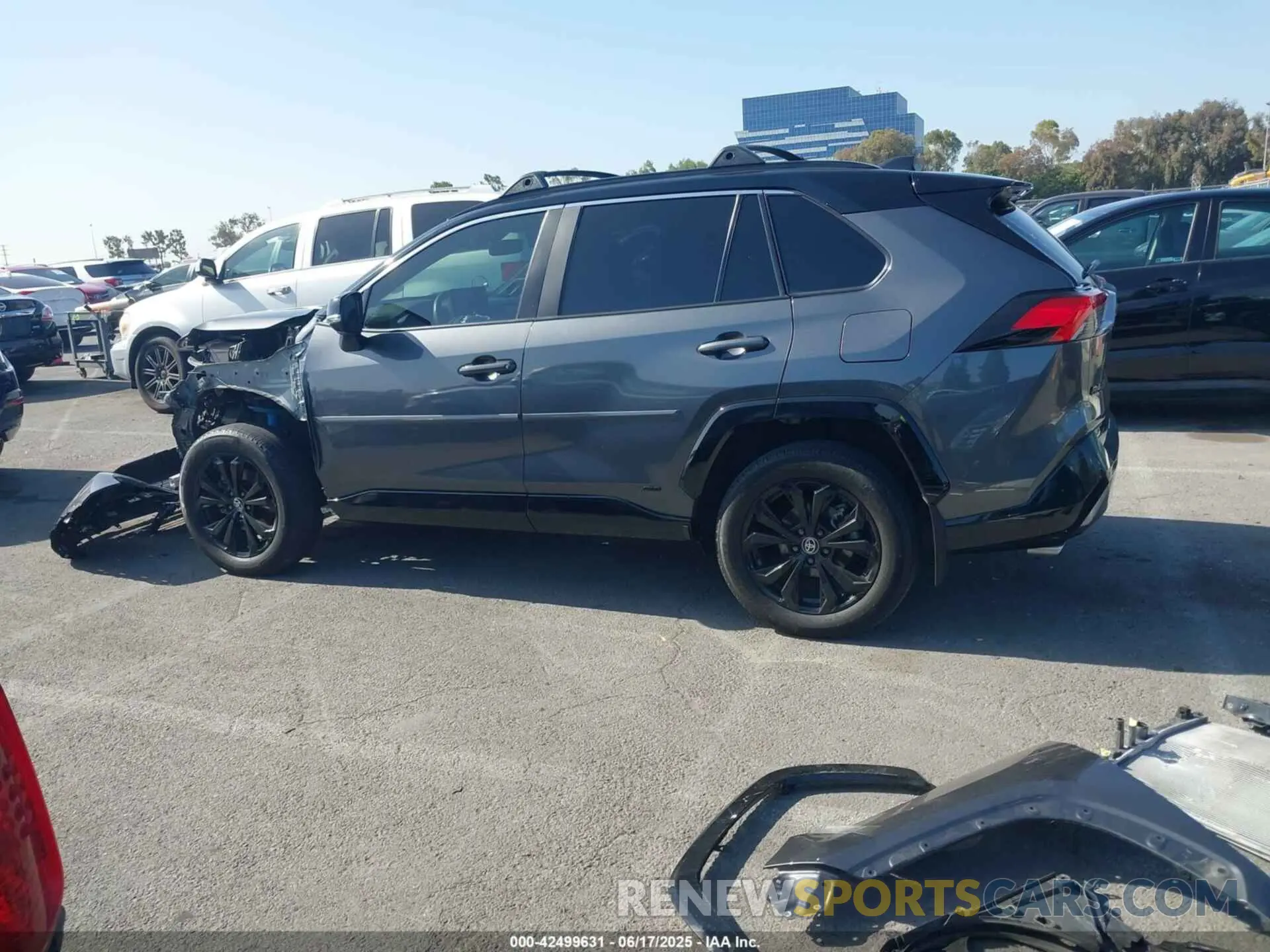 15 Photograph of a damaged car 4T3E6RFV6PU120175 TOYOTA RAV4 HYBRID 2023