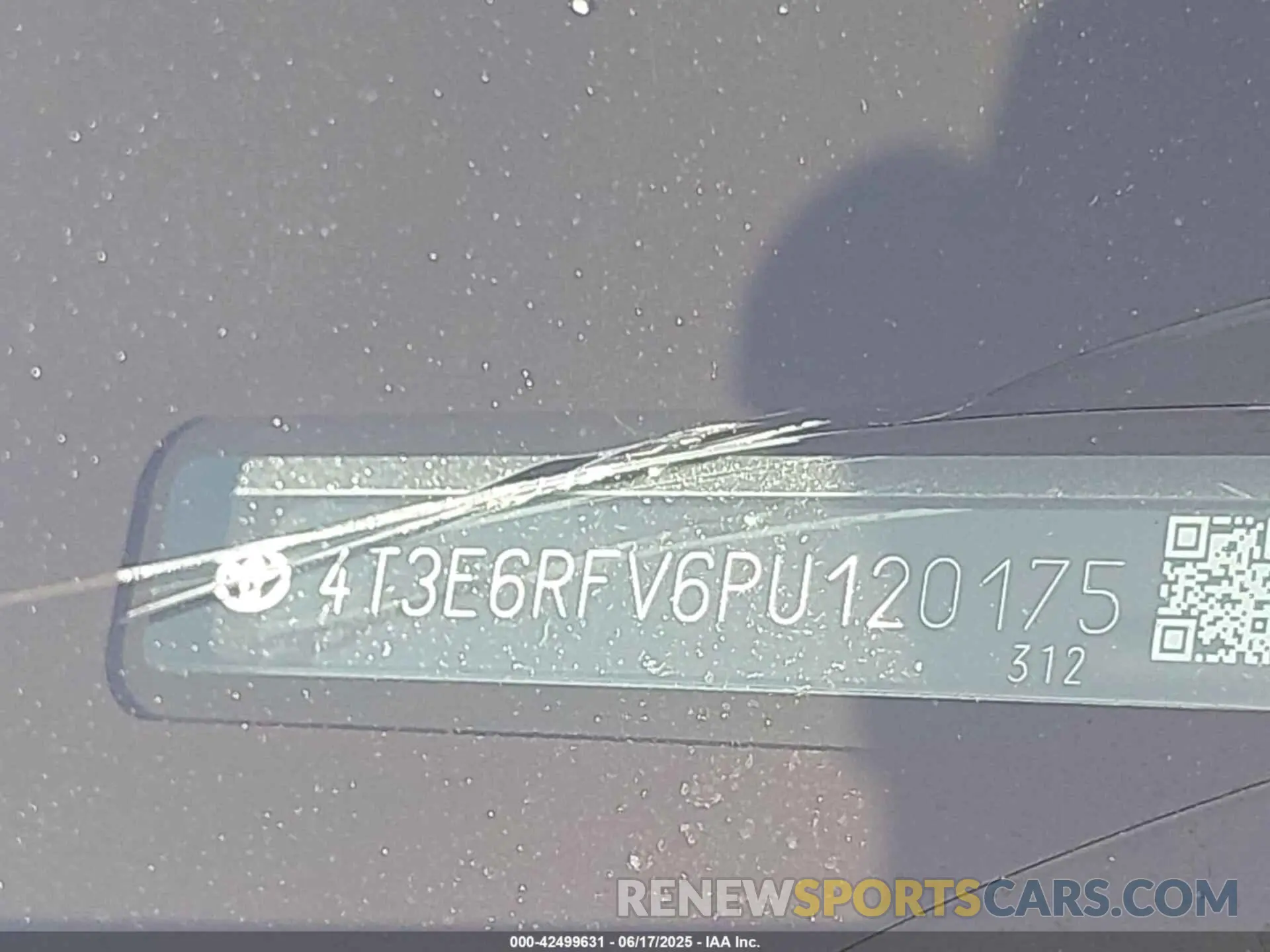 9 Photograph of a damaged car 4T3E6RFV6PU120175 TOYOTA RAV4 HYBRID 2023