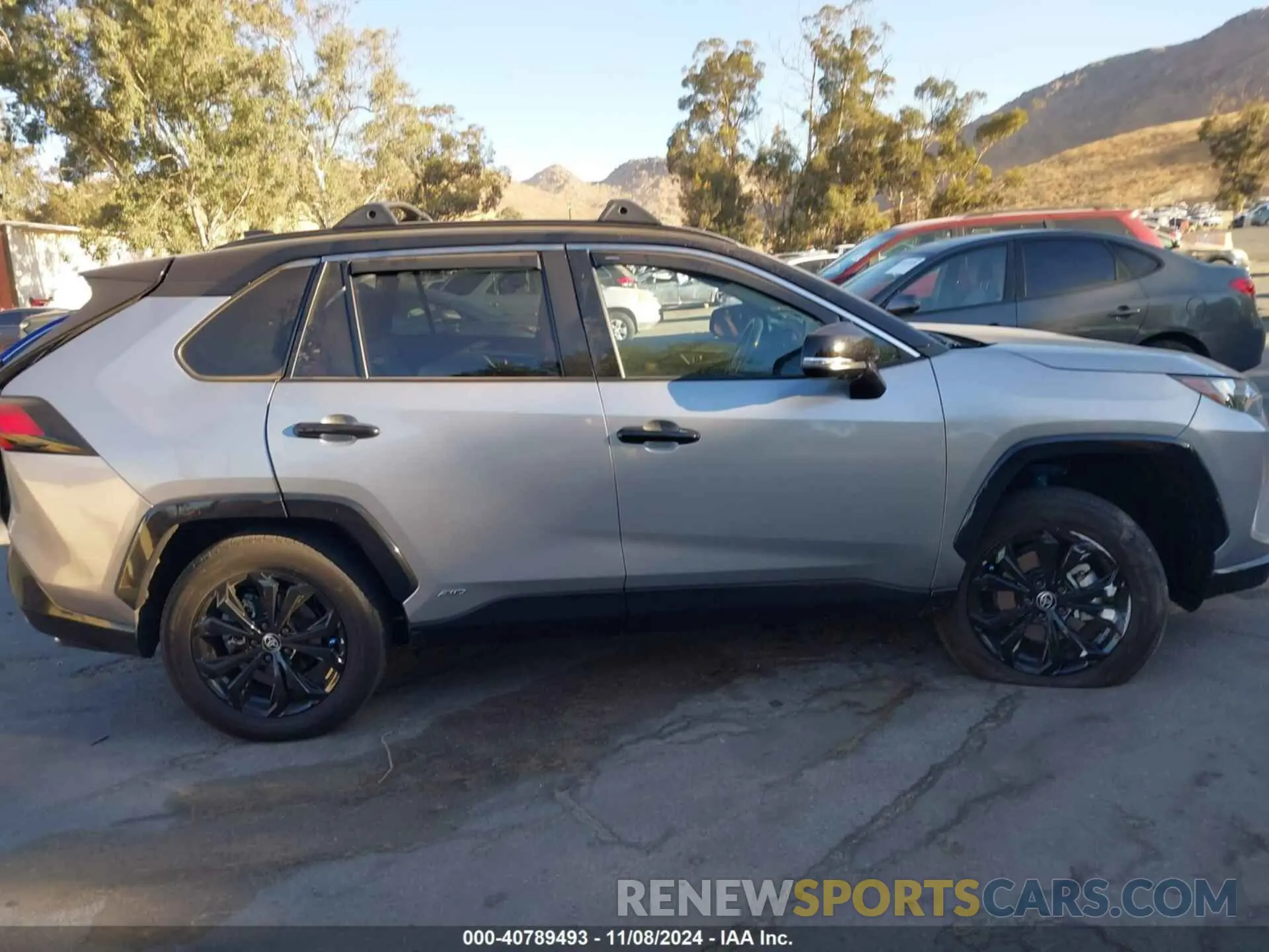 13 Photograph of a damaged car 4T3E6RFV8PU137317 TOYOTA RAV4 HYBRID 2023