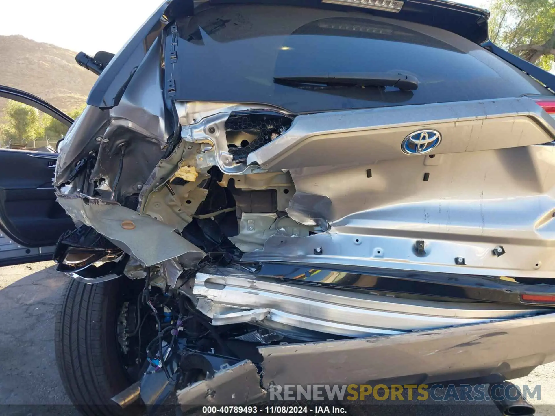 6 Photograph of a damaged car 4T3E6RFV8PU137317 TOYOTA RAV4 HYBRID 2023