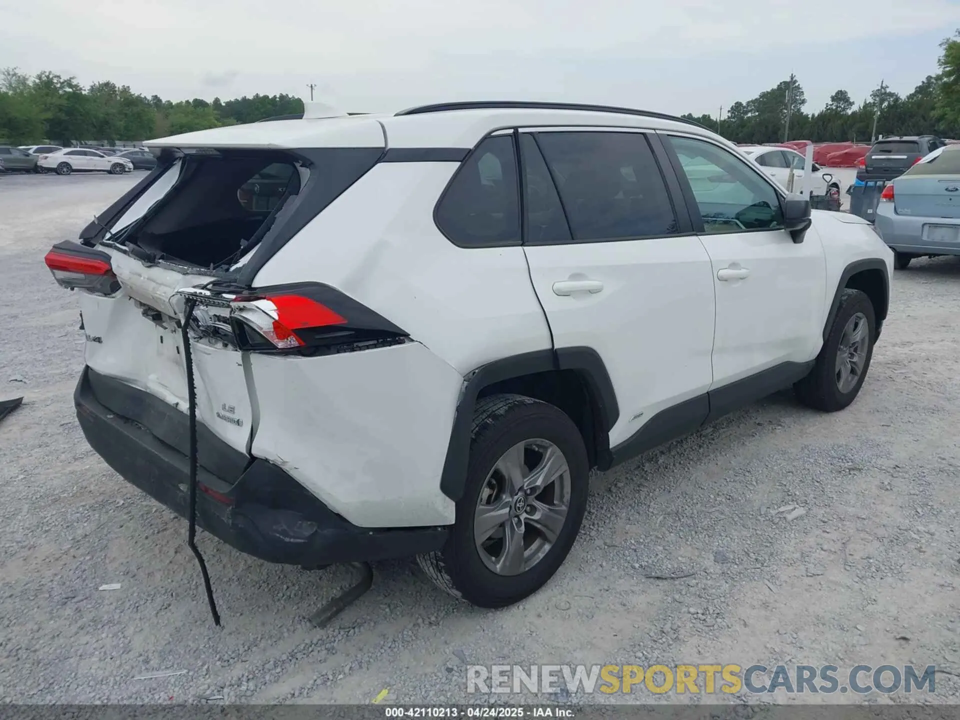 4 Фотография поврежденного автомобиля 4T3LWRFV2PU092379 TOYOTA RAV4 HYBRID 2023