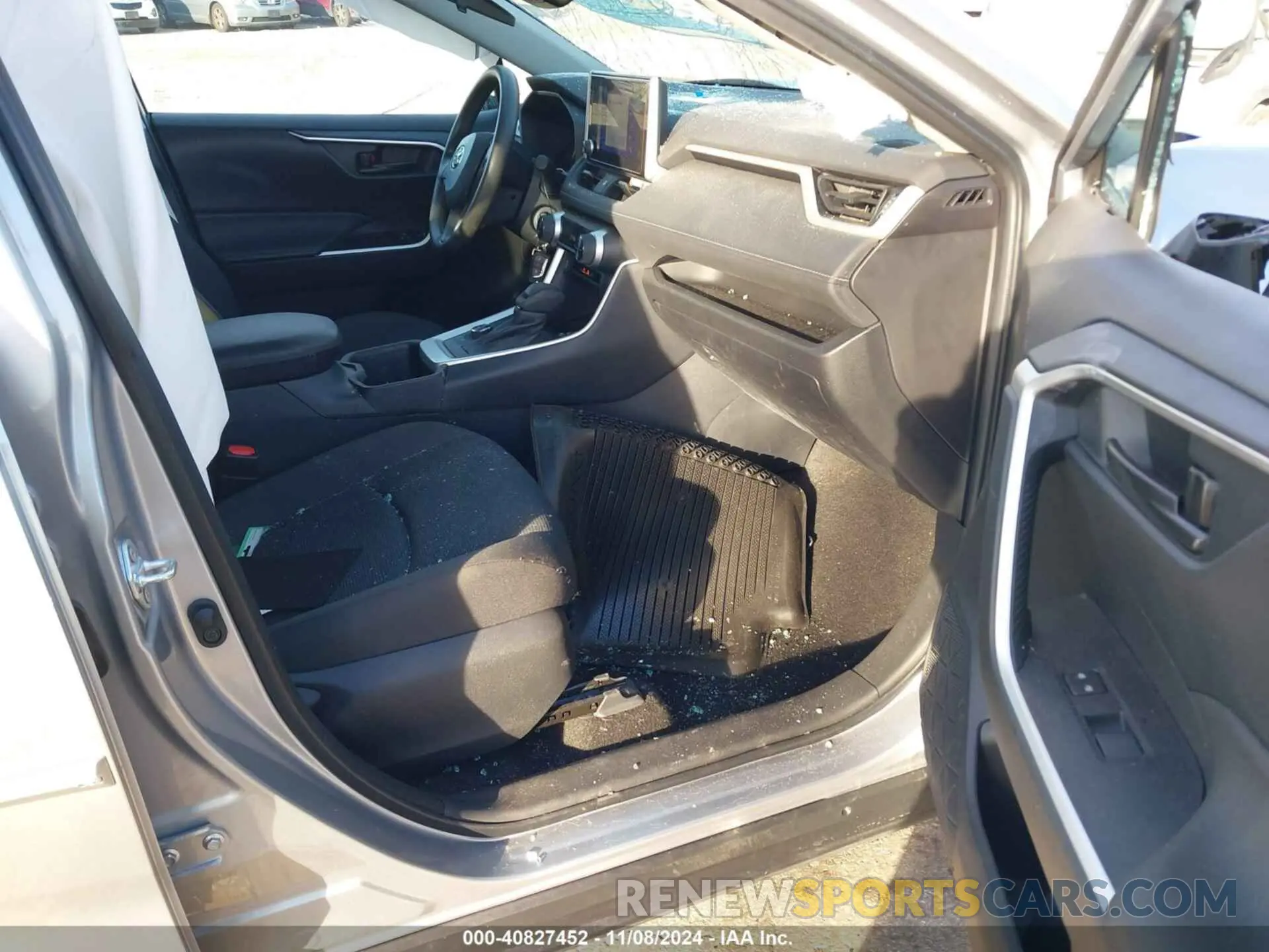 5 Photograph of a damaged car 4T3LWRFV2PU108712 TOYOTA RAV4 HYBRID 2023