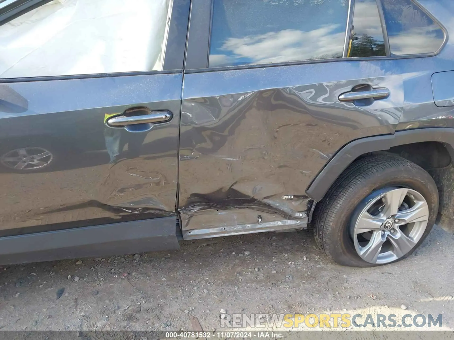 6 Photograph of a damaged car 4T3LWRFV4PU083666 TOYOTA RAV4 HYBRID 2023