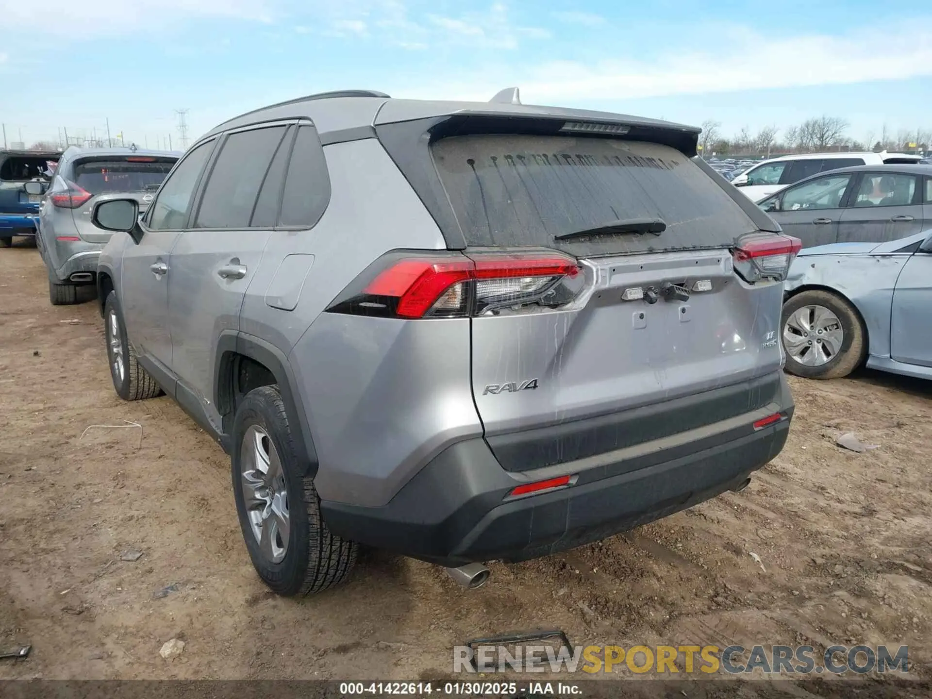 3 Фотография поврежденного автомобиля 4T3LWRFV6PU097682 TOYOTA RAV4 HYBRID 2023