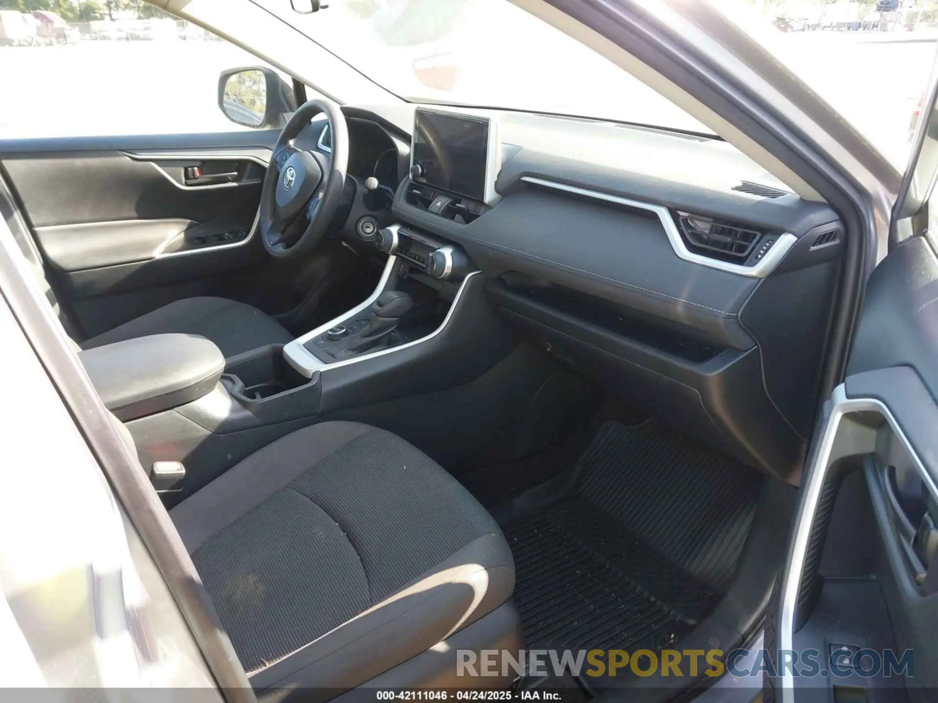5 Фотография поврежденного автомобиля 4T3LWRFV8PU093374 TOYOTA RAV4 HYBRID 2023
