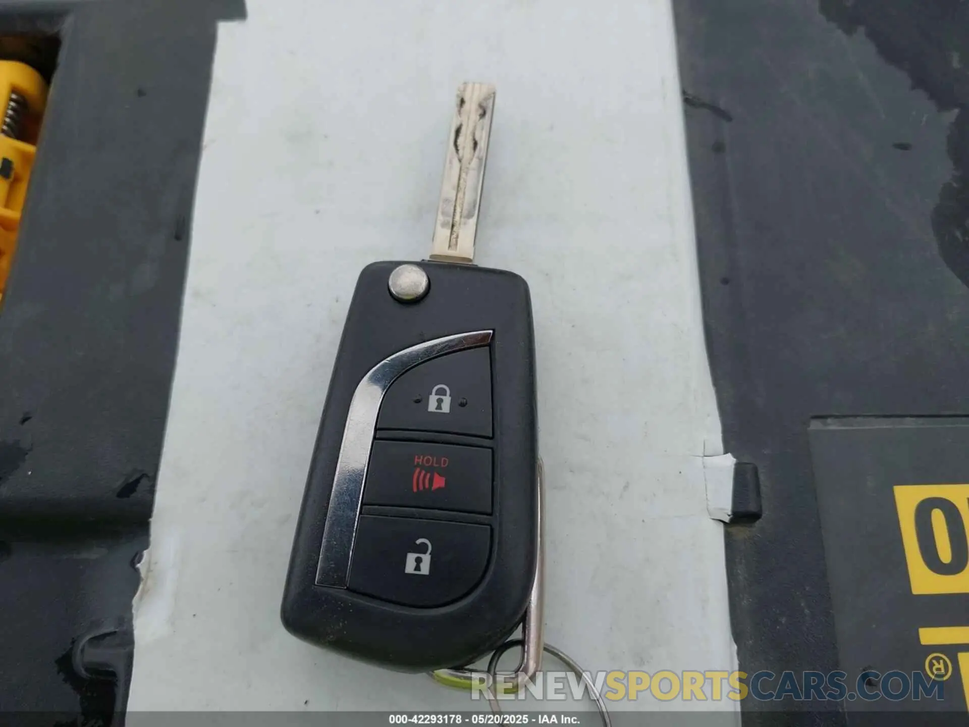 11 Photograph of a damaged car 4T3MWRFV2PU086909 TOYOTA RAV4 HYBRID 2023