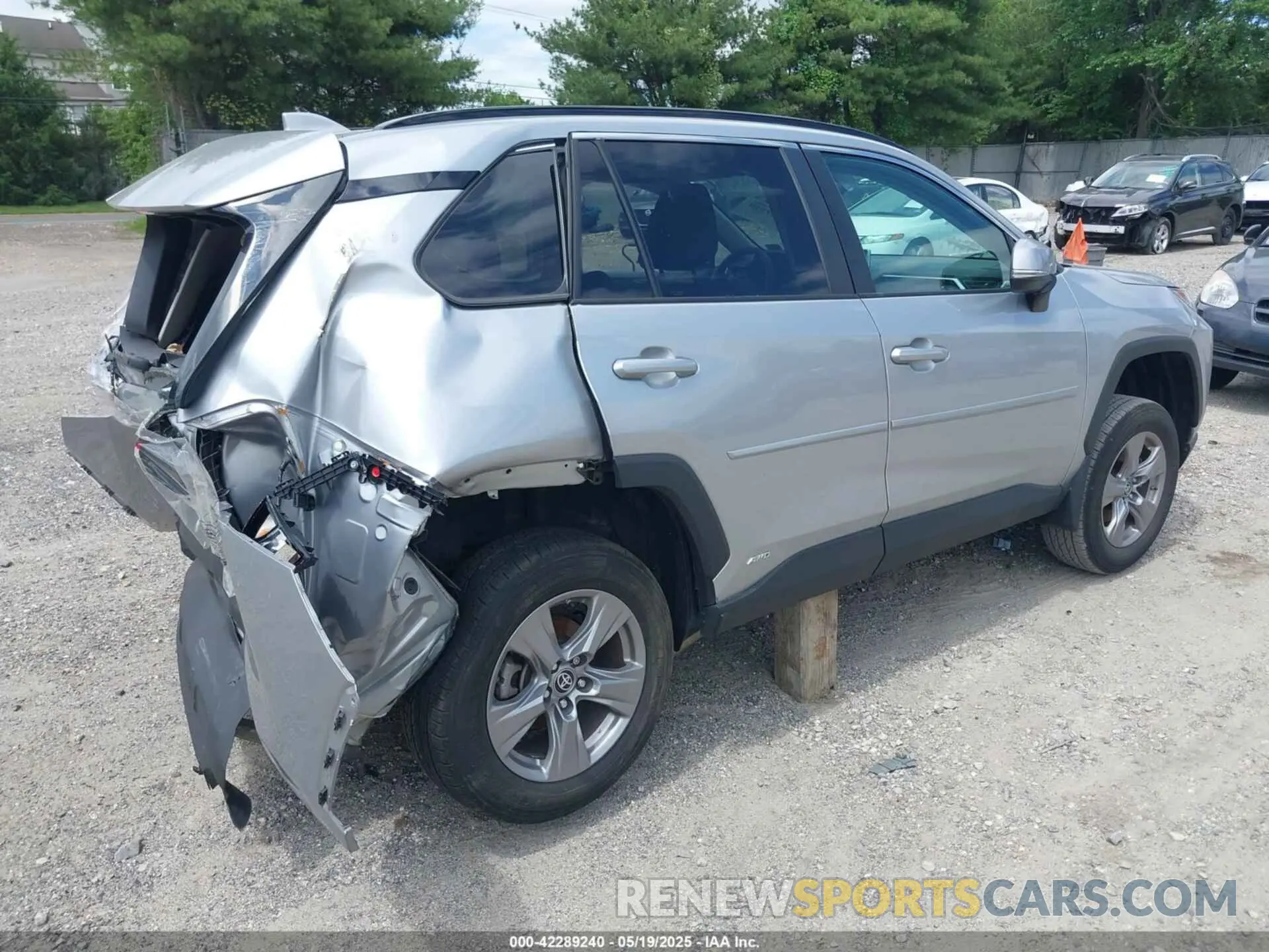 4 Фотография поврежденного автомобиля 4T3MWRFV8PU094433 TOYOTA RAV4 HYBRID 2023