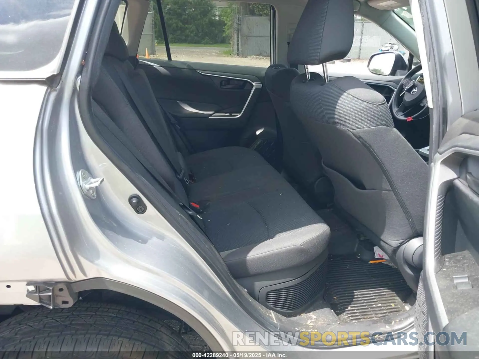 8 Фотография поврежденного автомобиля 4T3MWRFV8PU094433 TOYOTA RAV4 HYBRID 2023