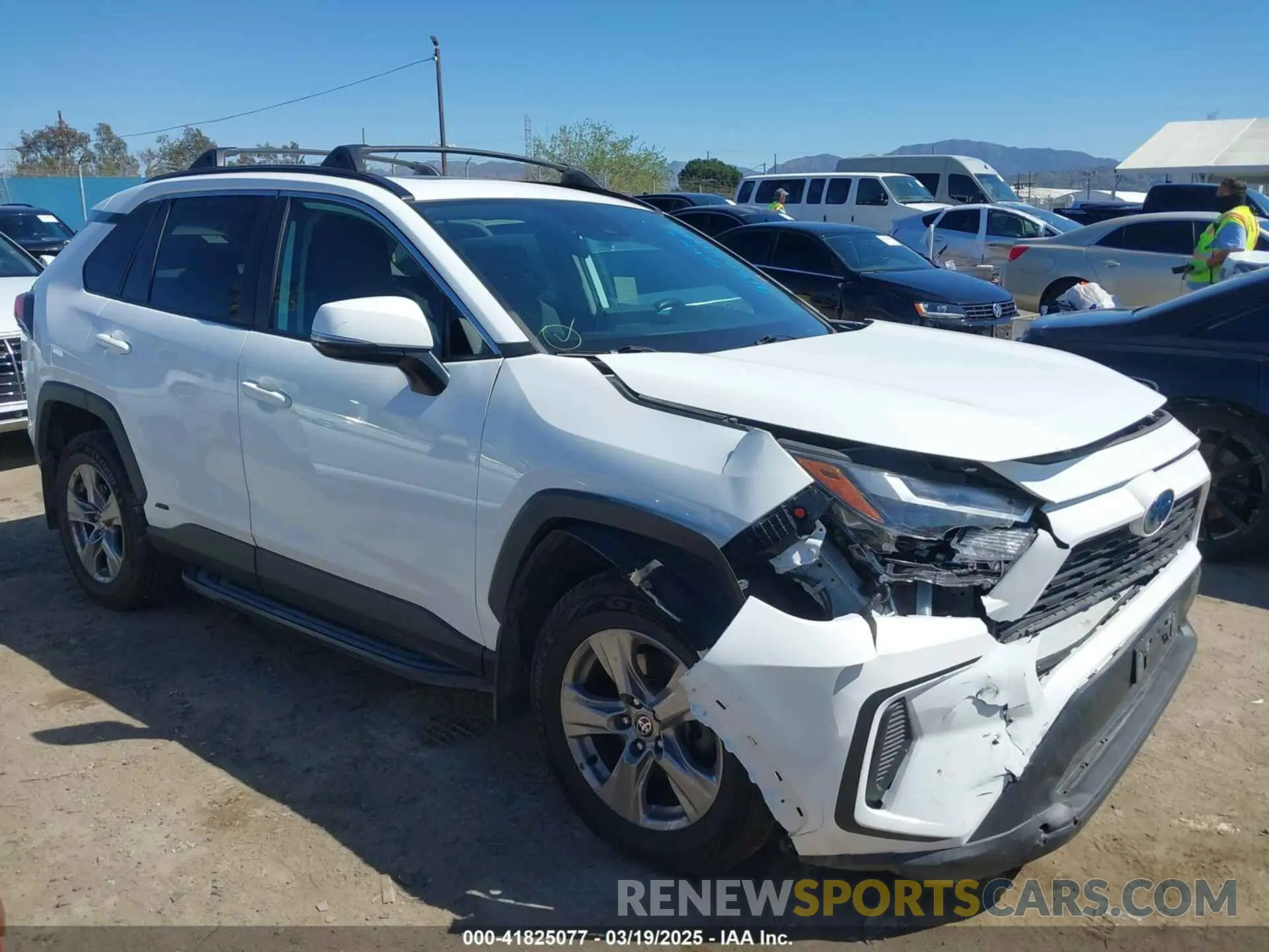1 Фотография поврежденного автомобиля 4T3RWRFV2PU085104 TOYOTA RAV4 HYBRID 2023