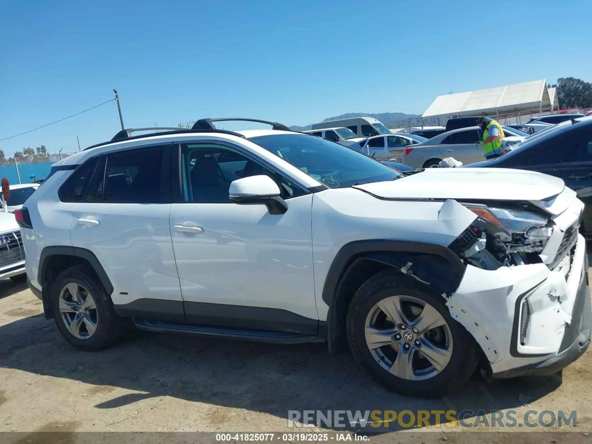13 Фотография поврежденного автомобиля 4T3RWRFV2PU085104 TOYOTA RAV4 HYBRID 2023