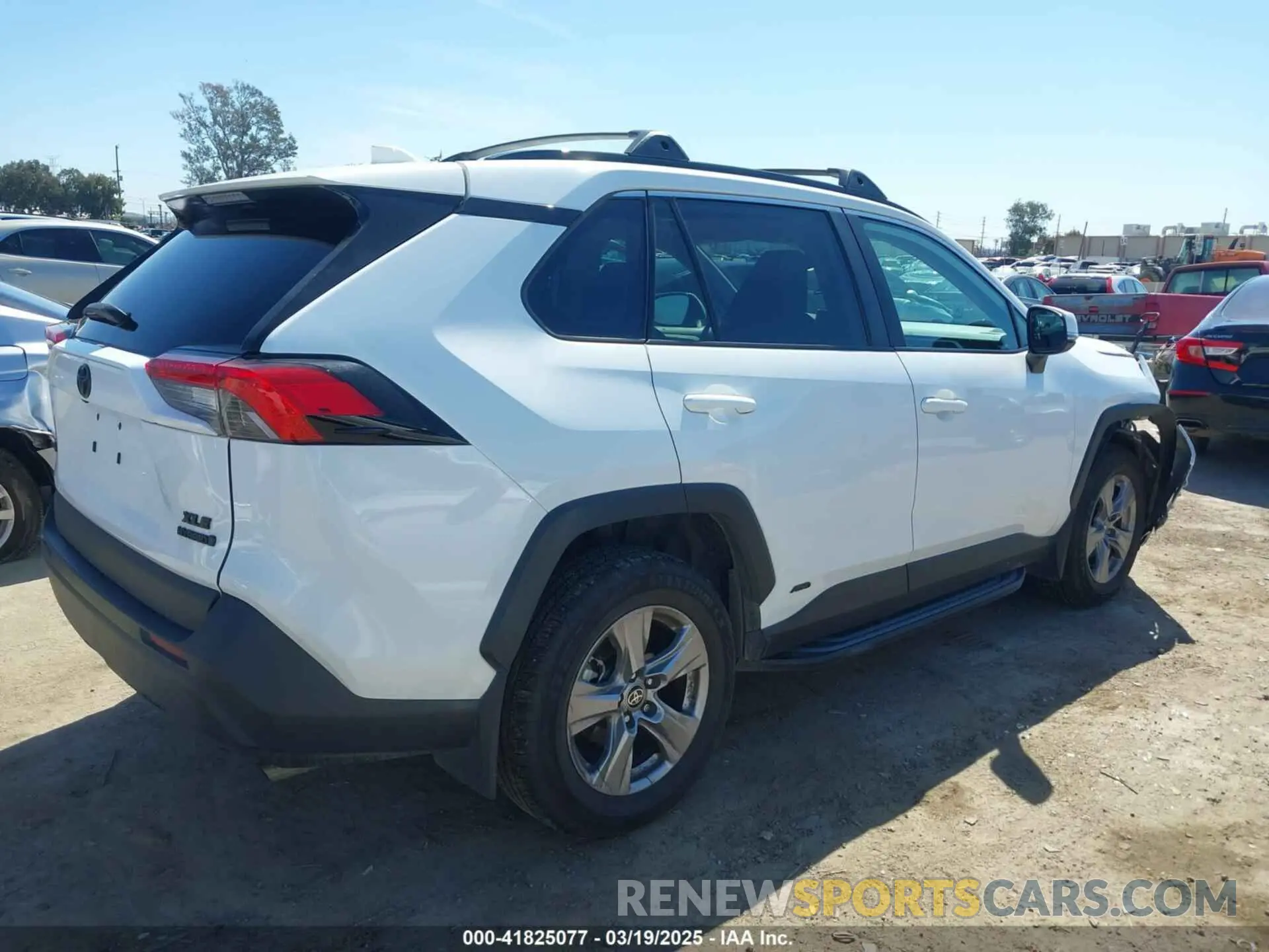 4 Фотография поврежденного автомобиля 4T3RWRFV2PU085104 TOYOTA RAV4 HYBRID 2023