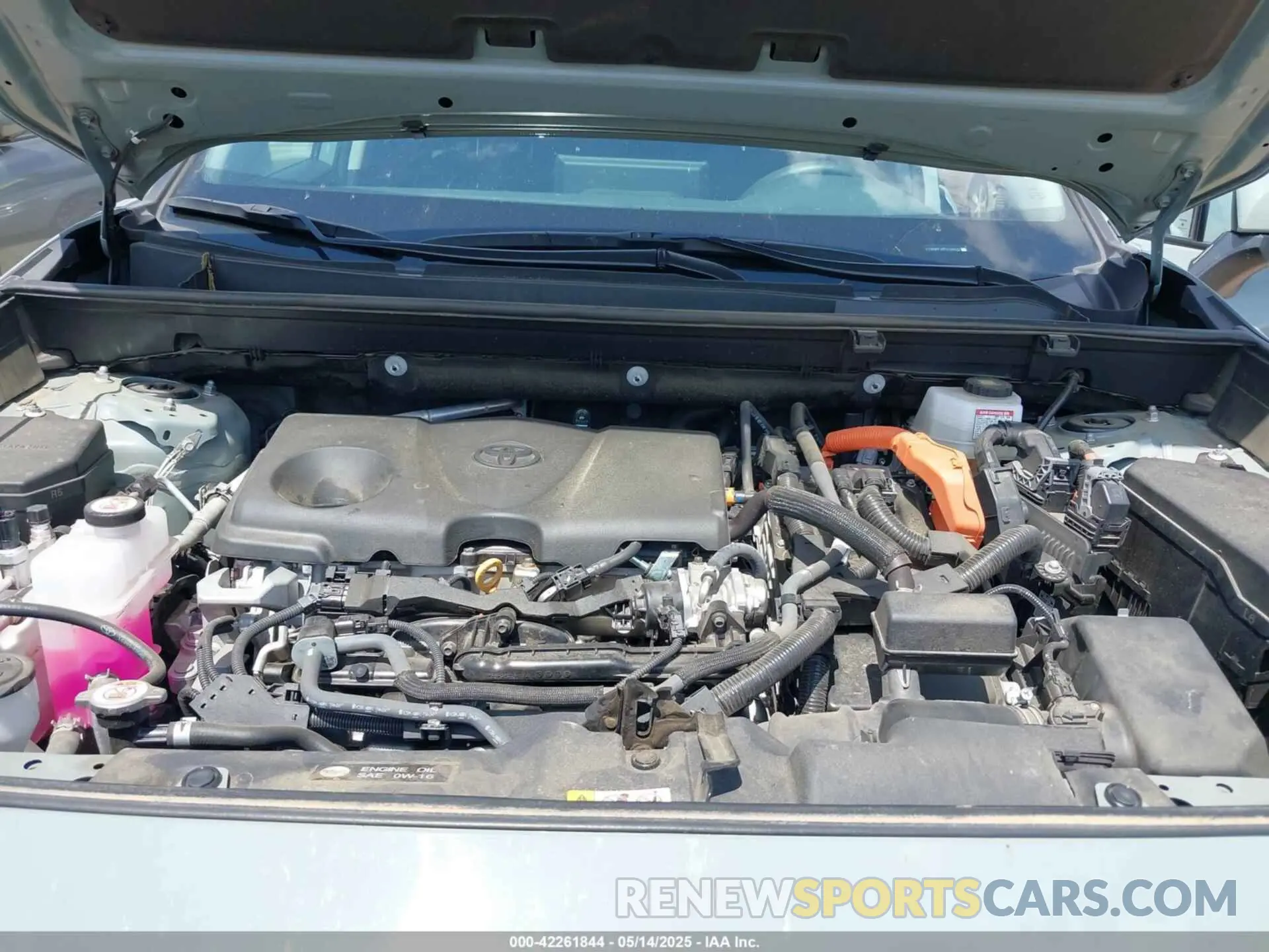 10 Photograph of a damaged car 4T3RWRFV6PU106620 TOYOTA RAV4 HYBRID 2023