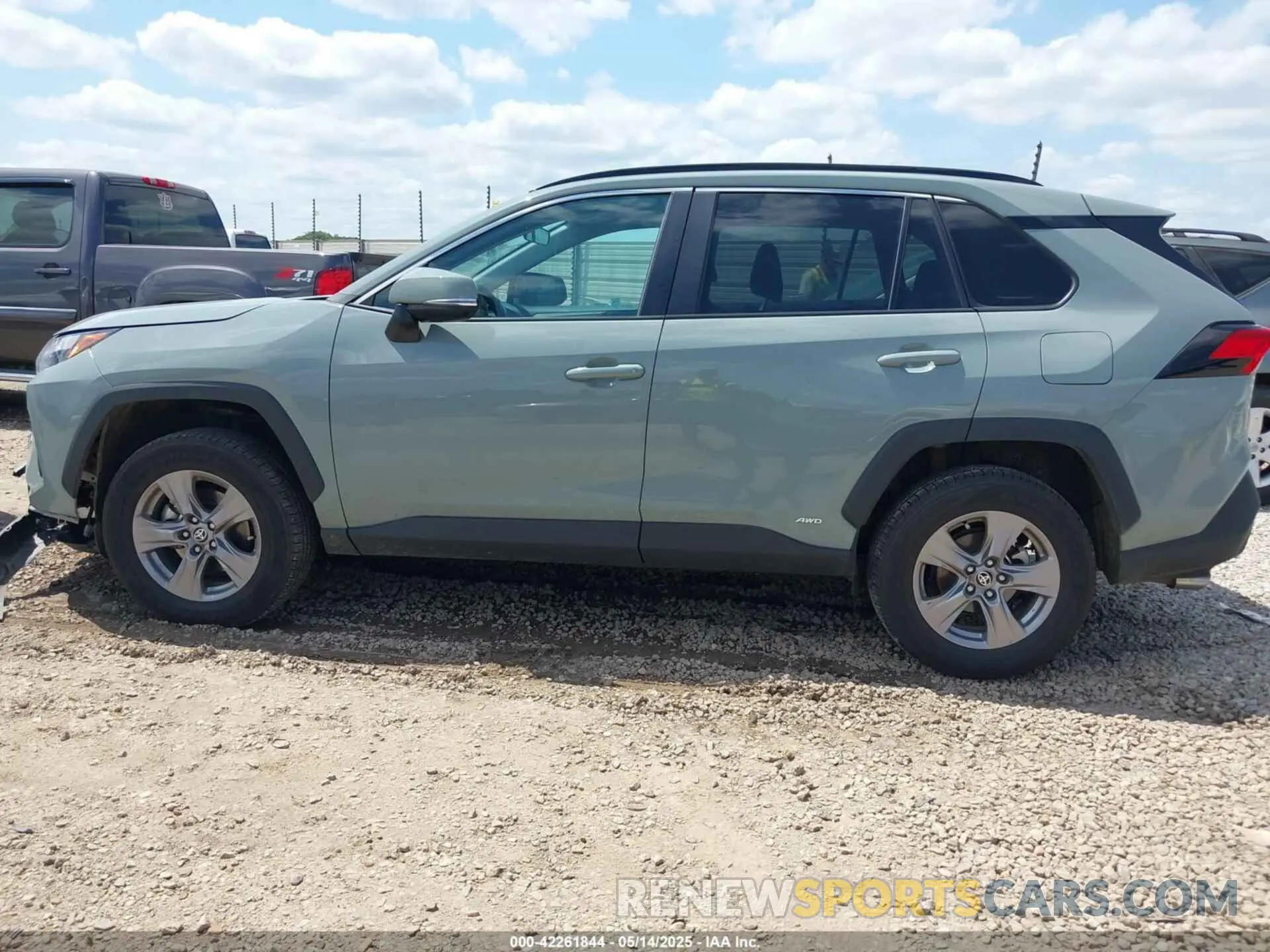 14 Photograph of a damaged car 4T3RWRFV6PU106620 TOYOTA RAV4 HYBRID 2023