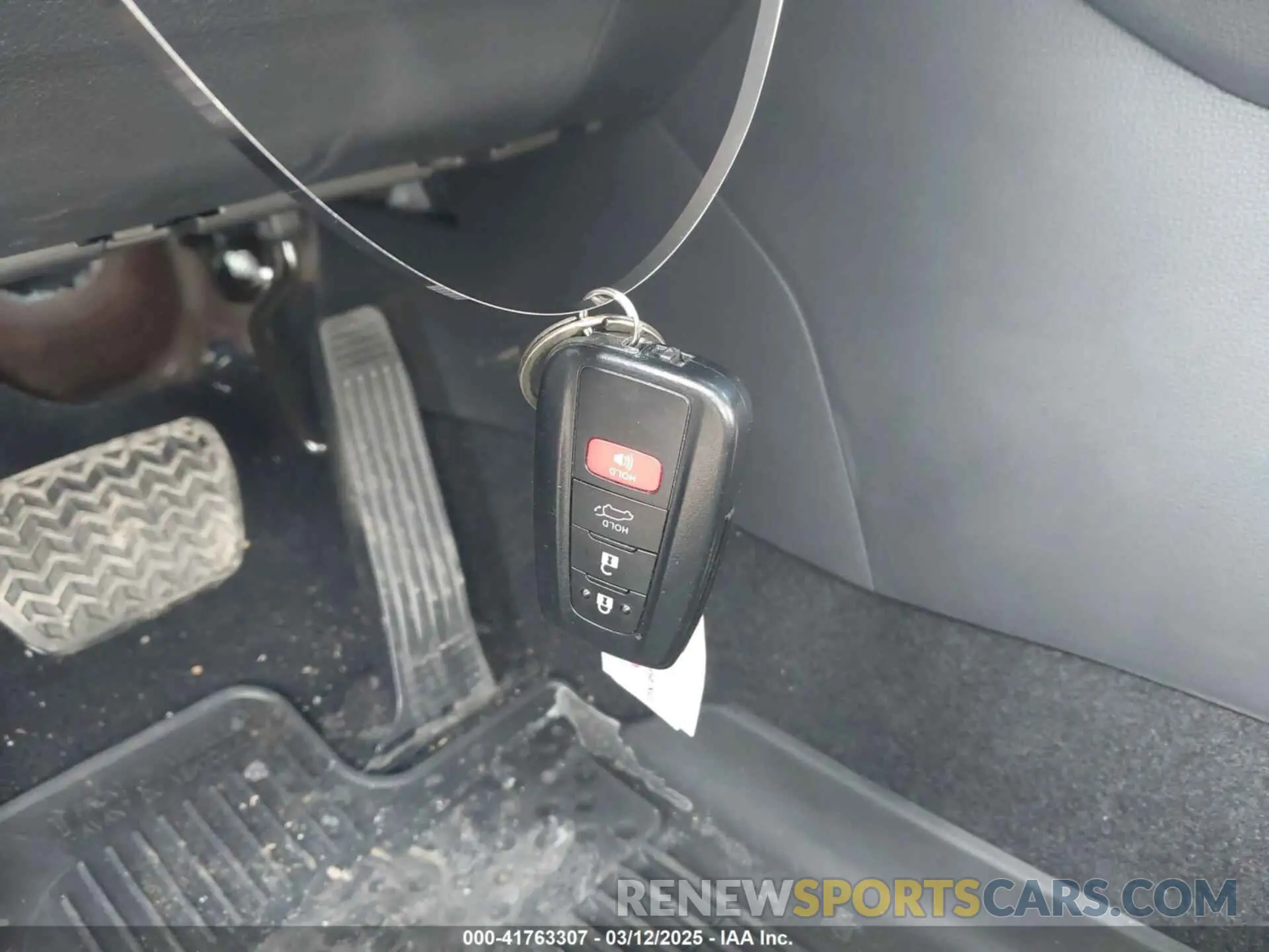 11 Photograph of a damaged car 4T3RWRFV8PU083972 TOYOTA RAV4 HYBRID 2023