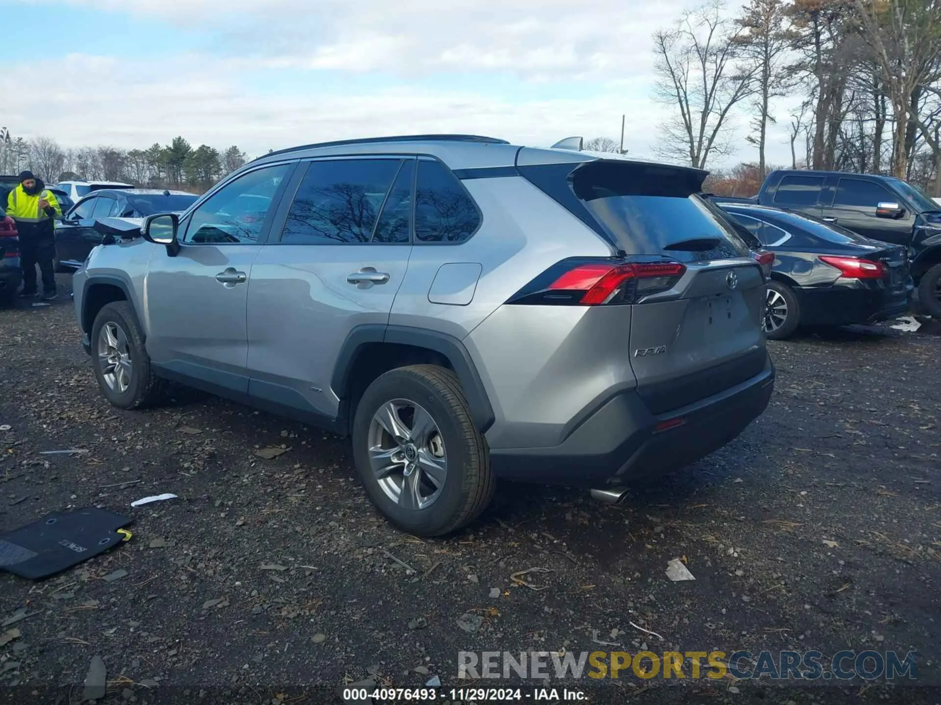 3 Фотография поврежденного автомобиля 4T3RWRFV9PU089182 TOYOTA RAV4 HYBRID 2023