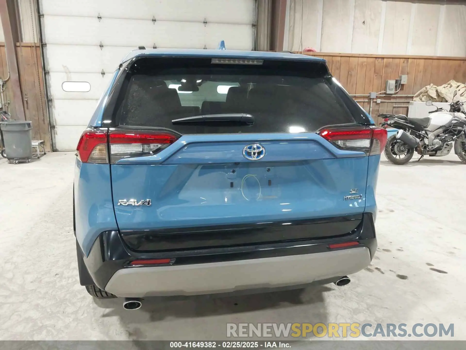 17 Фотография поврежденного автомобиля 4T3T6RFV3PU118990 TOYOTA RAV4 HYBRID 2023