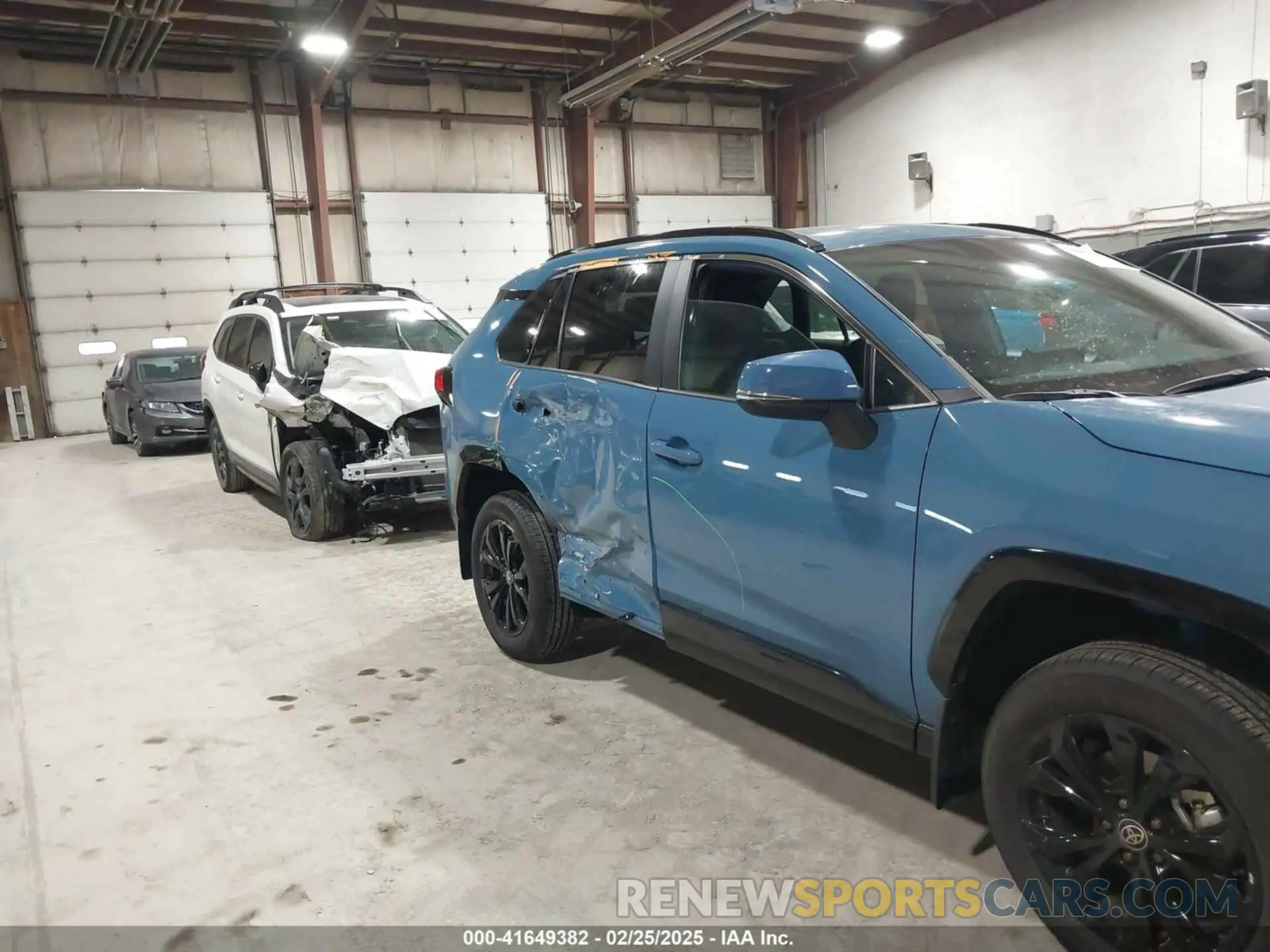 19 Фотография поврежденного автомобиля 4T3T6RFV3PU118990 TOYOTA RAV4 HYBRID 2023