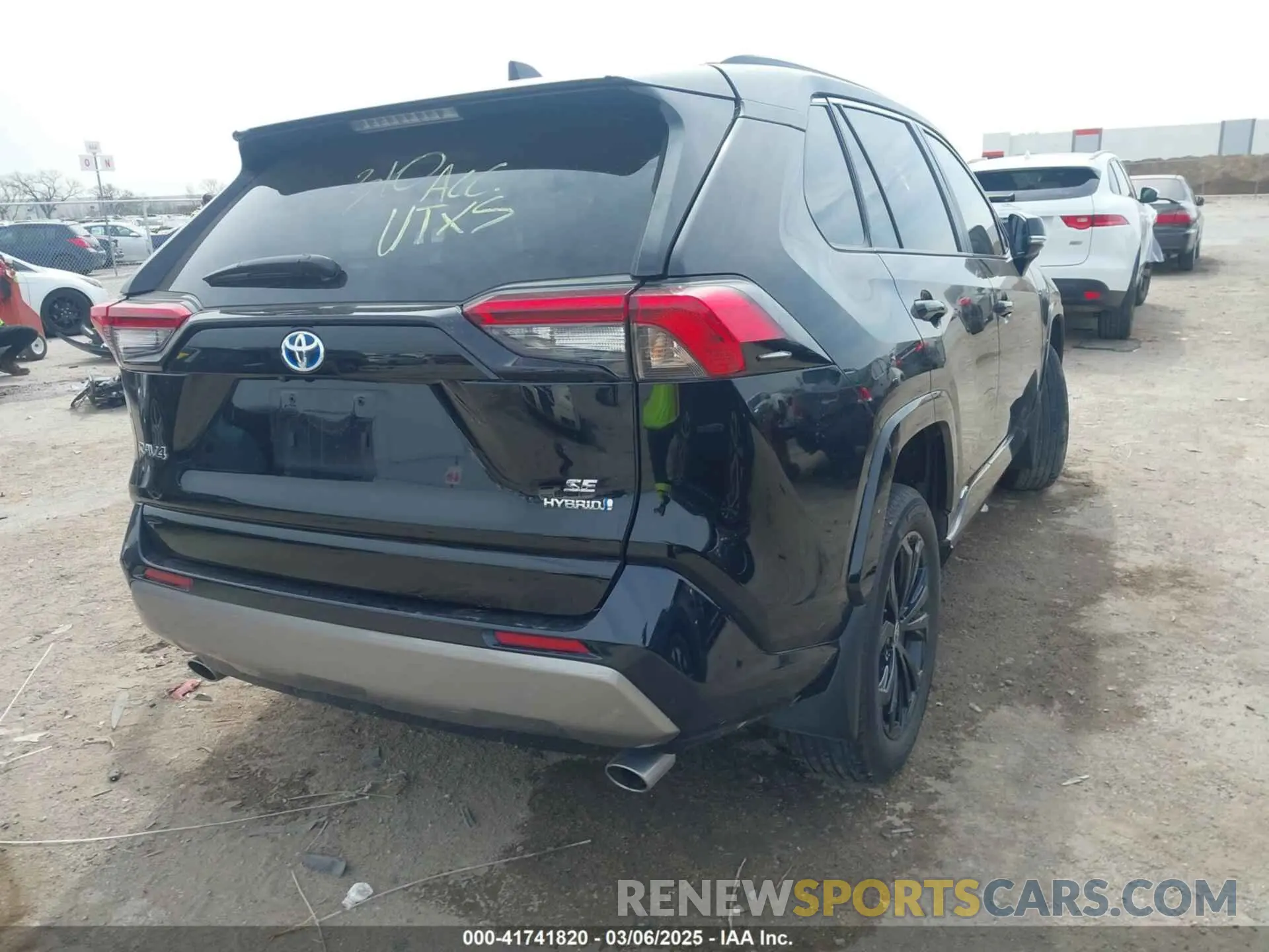 4 Фотография поврежденного автомобиля 4T3T6RFV4PU136723 TOYOTA RAV4 HYBRID 2023