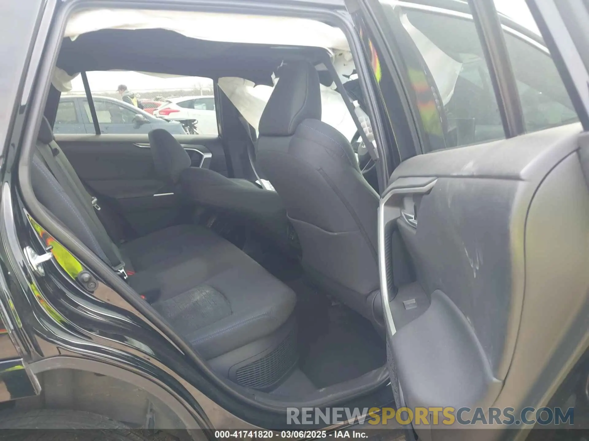 8 Фотография поврежденного автомобиля 4T3T6RFV4PU136723 TOYOTA RAV4 HYBRID 2023