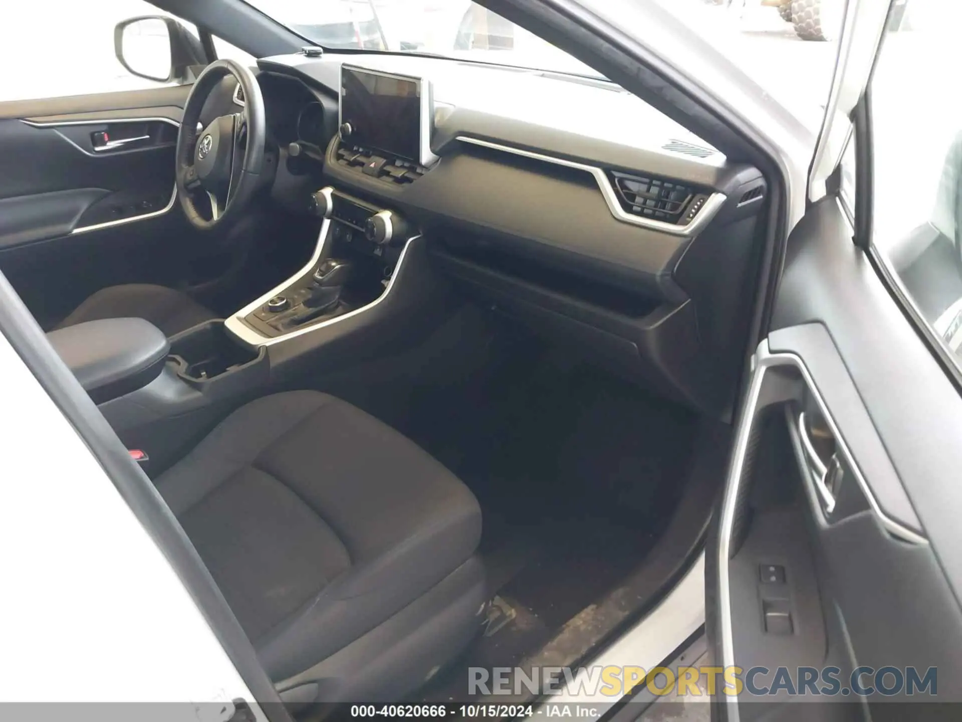 5 Фотография поврежденного автомобиля JTM16RFV2PD094959 TOYOTA RAV4 HYBRID 2023