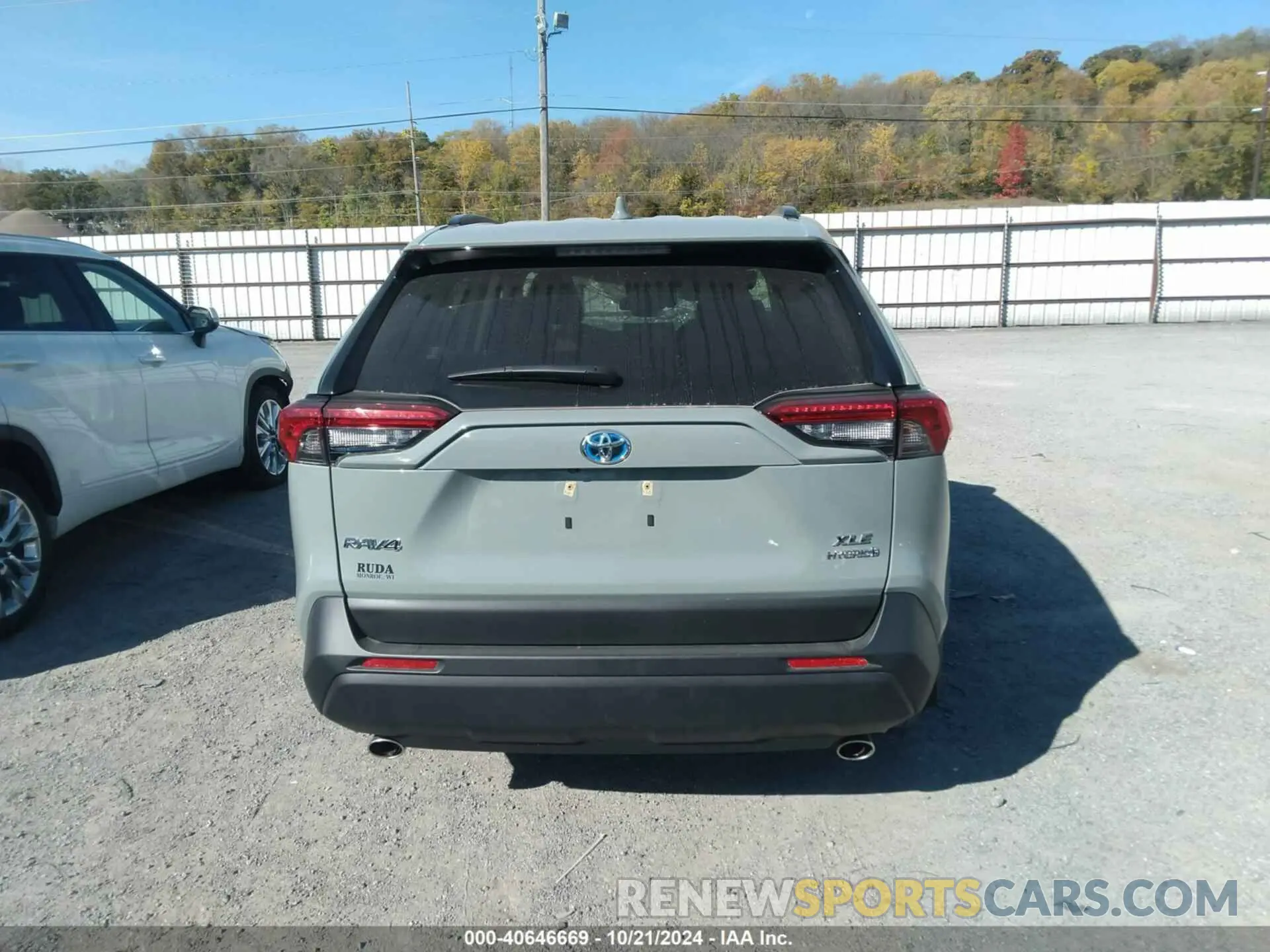 16 Фотография поврежденного автомобиля JTMB6RFV0PD113996 TOYOTA RAV4 HYBRID 2023