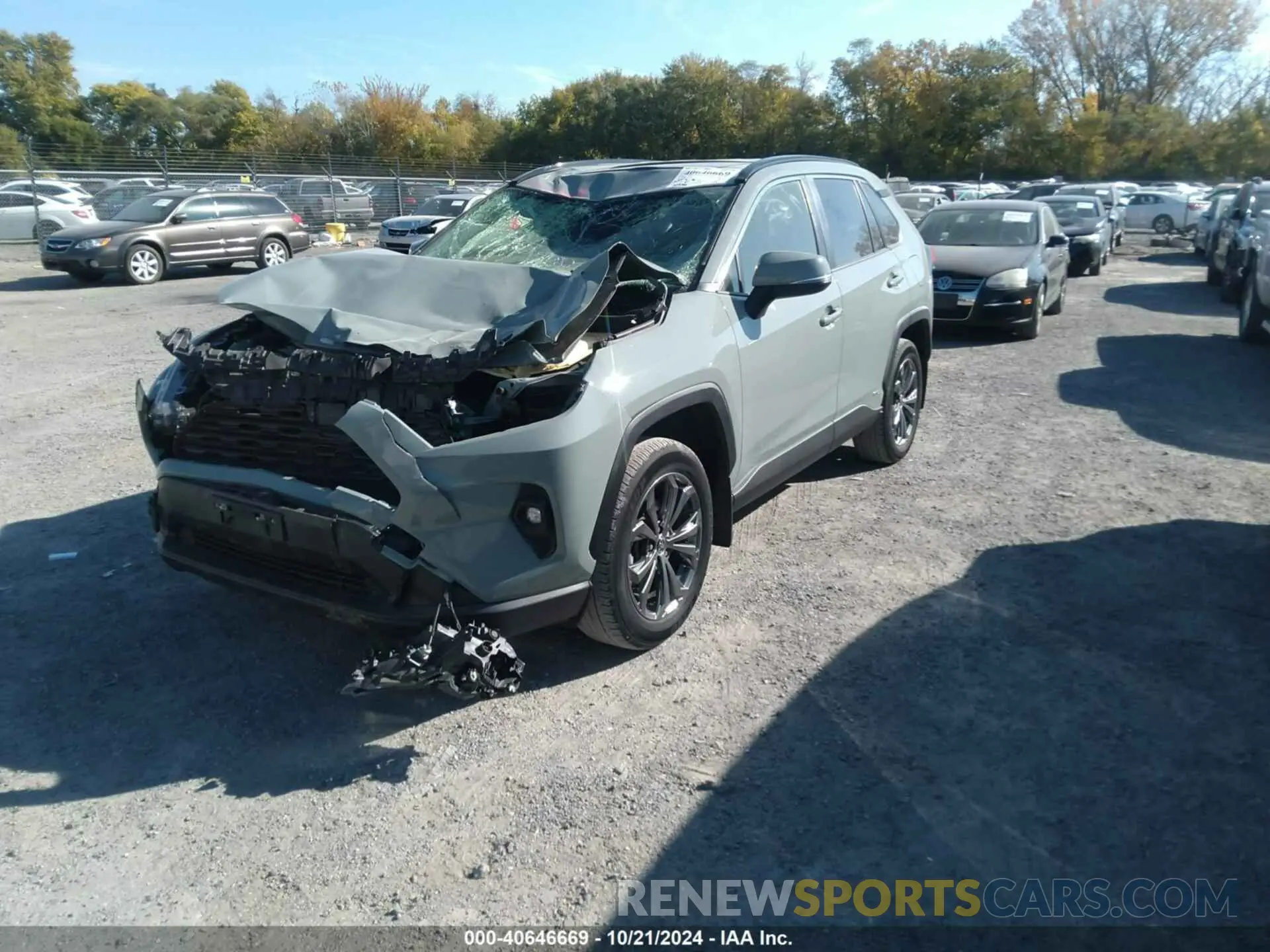 2 Фотография поврежденного автомобиля JTMB6RFV0PD113996 TOYOTA RAV4 HYBRID 2023