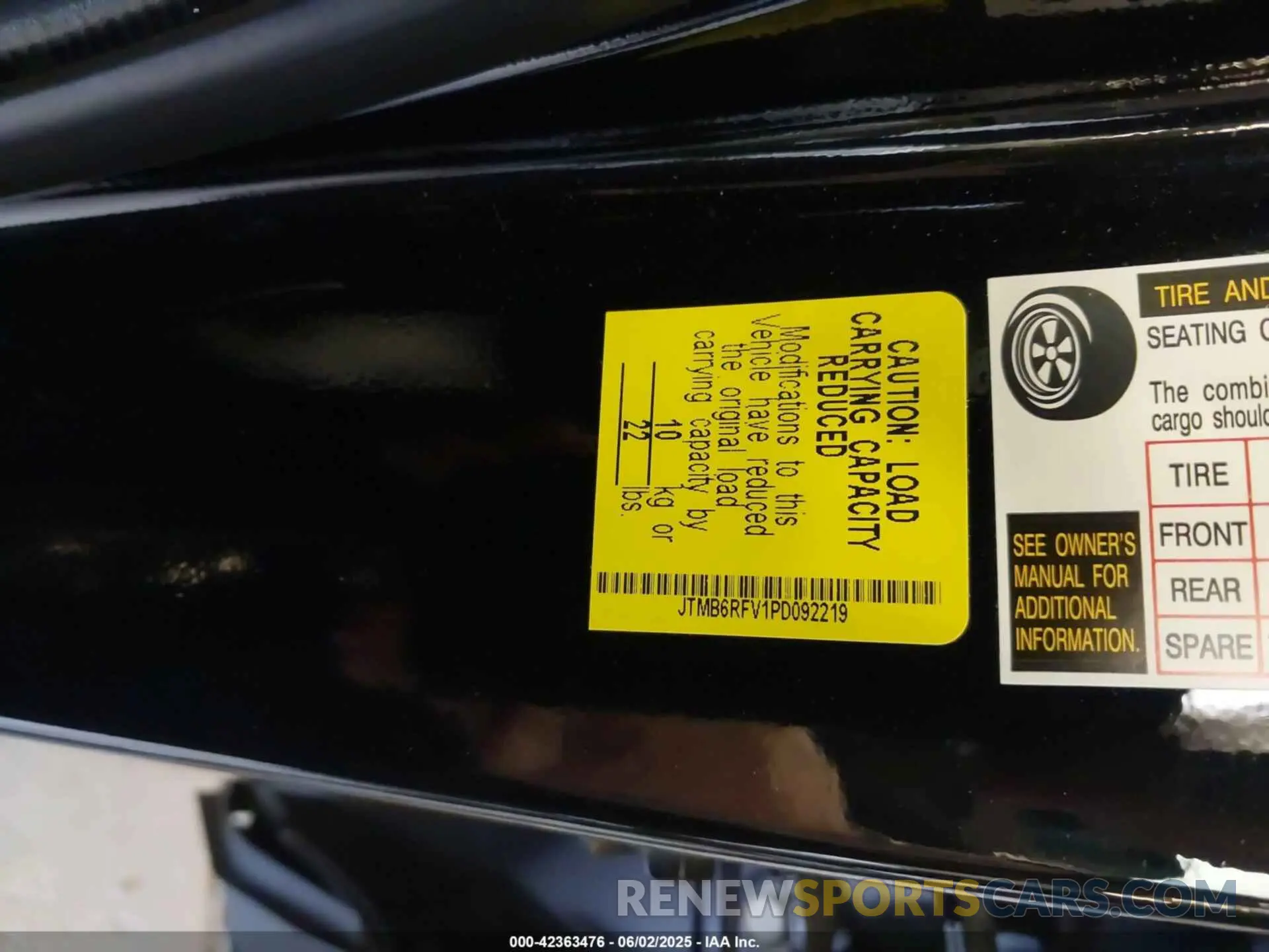 9 Photograph of a damaged car JTMB6RFV1PD092219 TOYOTA RAV4 HYBRID 2023