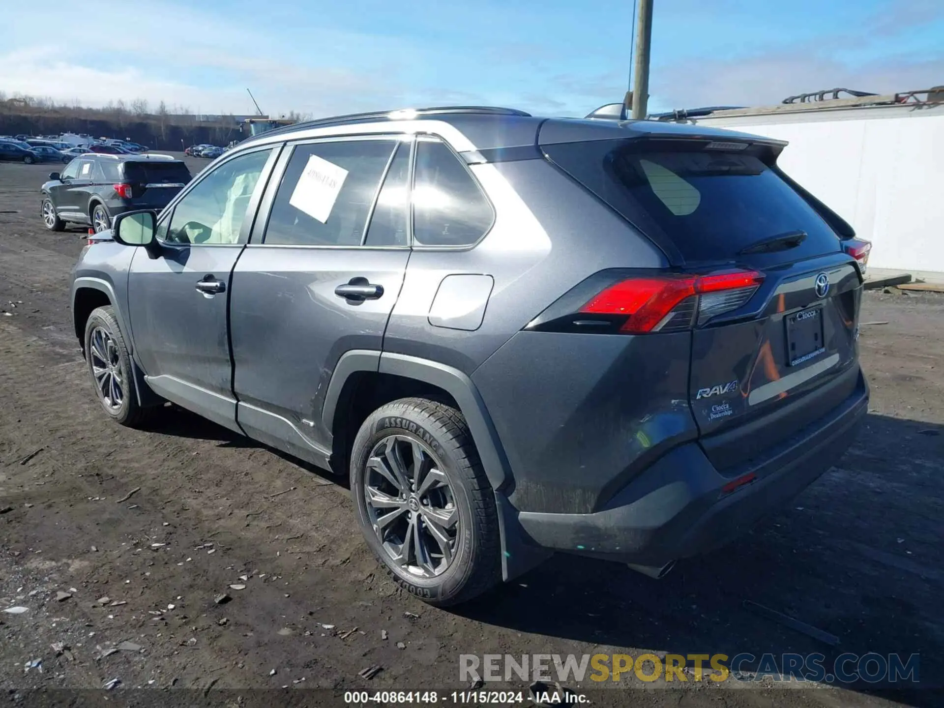 3 Фотография поврежденного автомобиля JTMB6RFV2PD113384 TOYOTA RAV4 HYBRID 2023