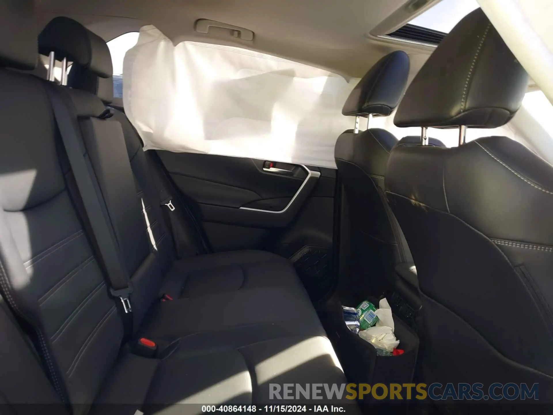 8 Фотография поврежденного автомобиля JTMB6RFV2PD113384 TOYOTA RAV4 HYBRID 2023