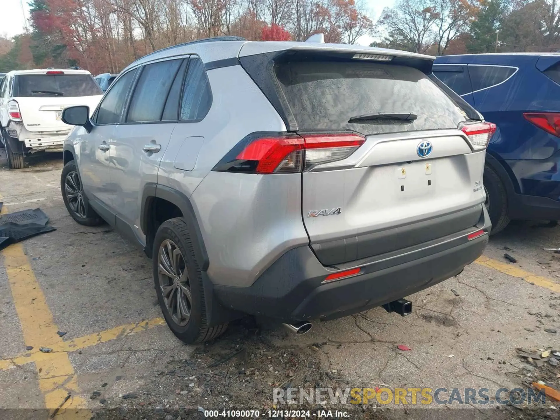 3 Photograph of a damaged car JTMB6RFV3PD108050 TOYOTA RAV4 HYBRID 2023