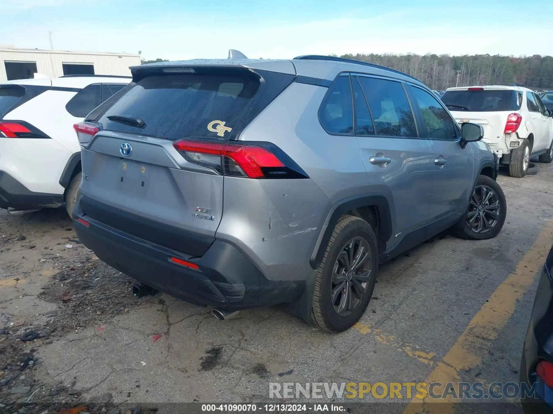 4 Photograph of a damaged car JTMB6RFV3PD108050 TOYOTA RAV4 HYBRID 2023