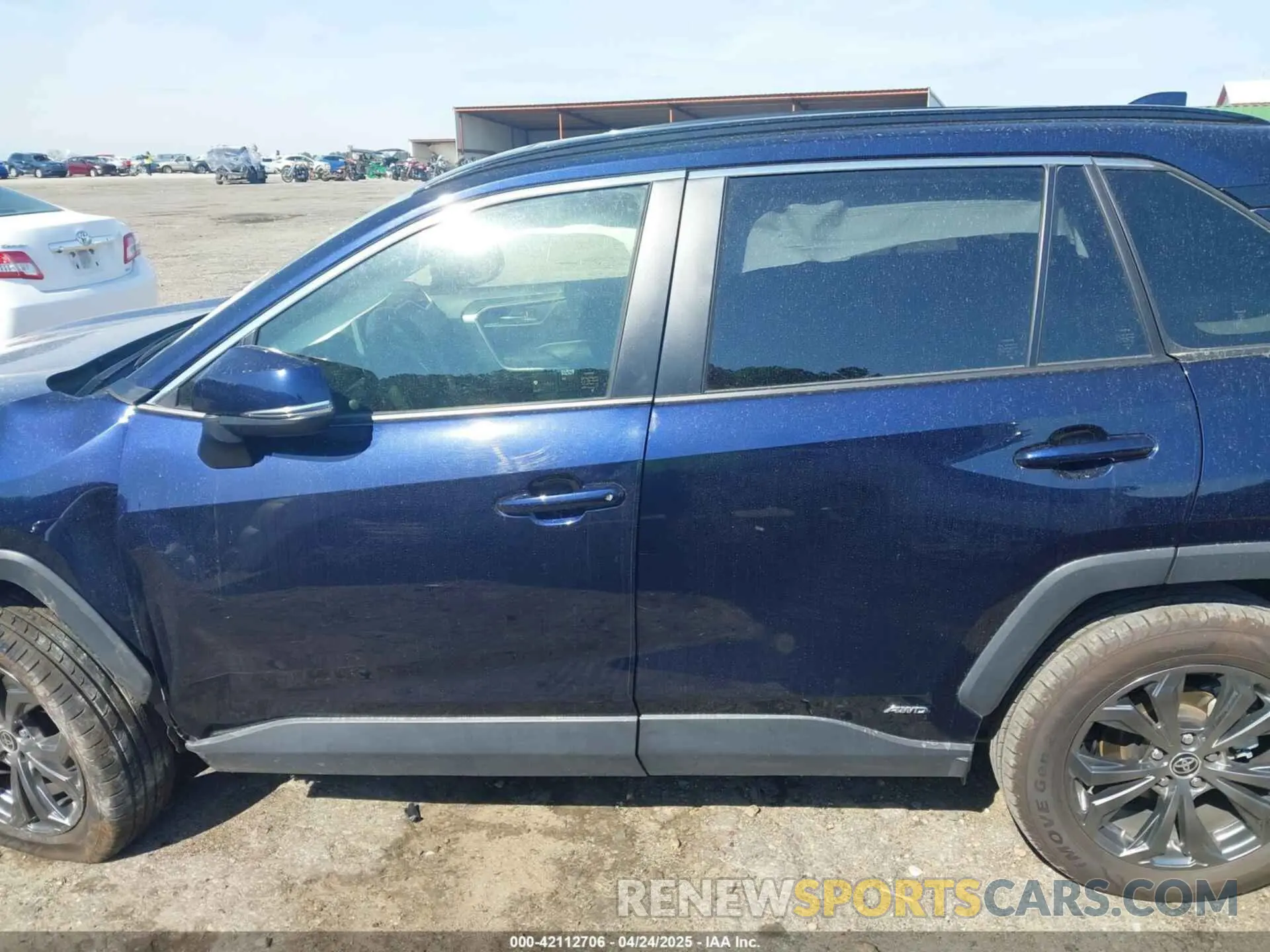 15 Photograph of a damaged car JTMB6RFV4PD098886 TOYOTA RAV4 HYBRID 2023