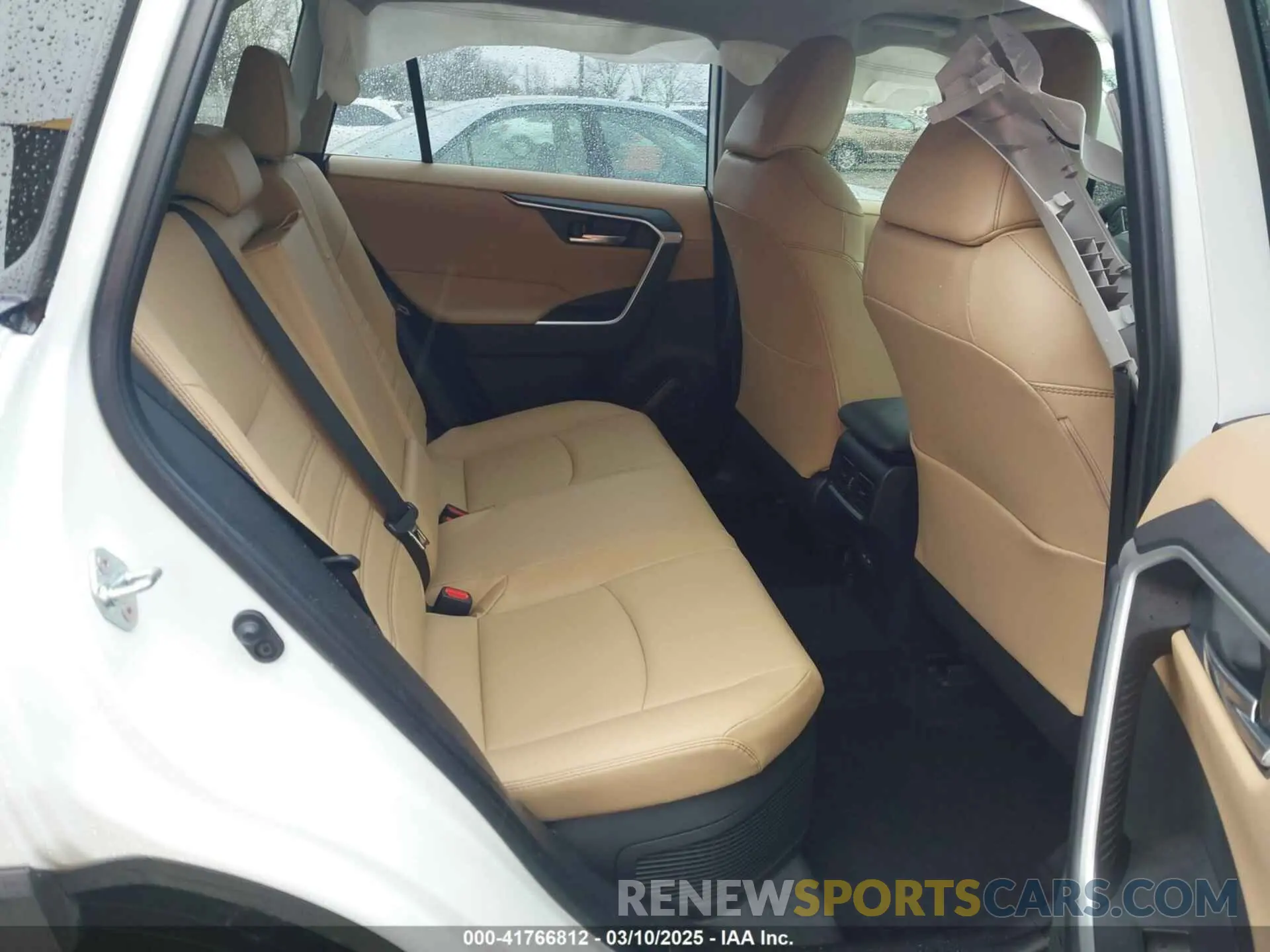 8 Photograph of a damaged car JTMB6RFV4PD114763 TOYOTA RAV4 HYBRID 2023