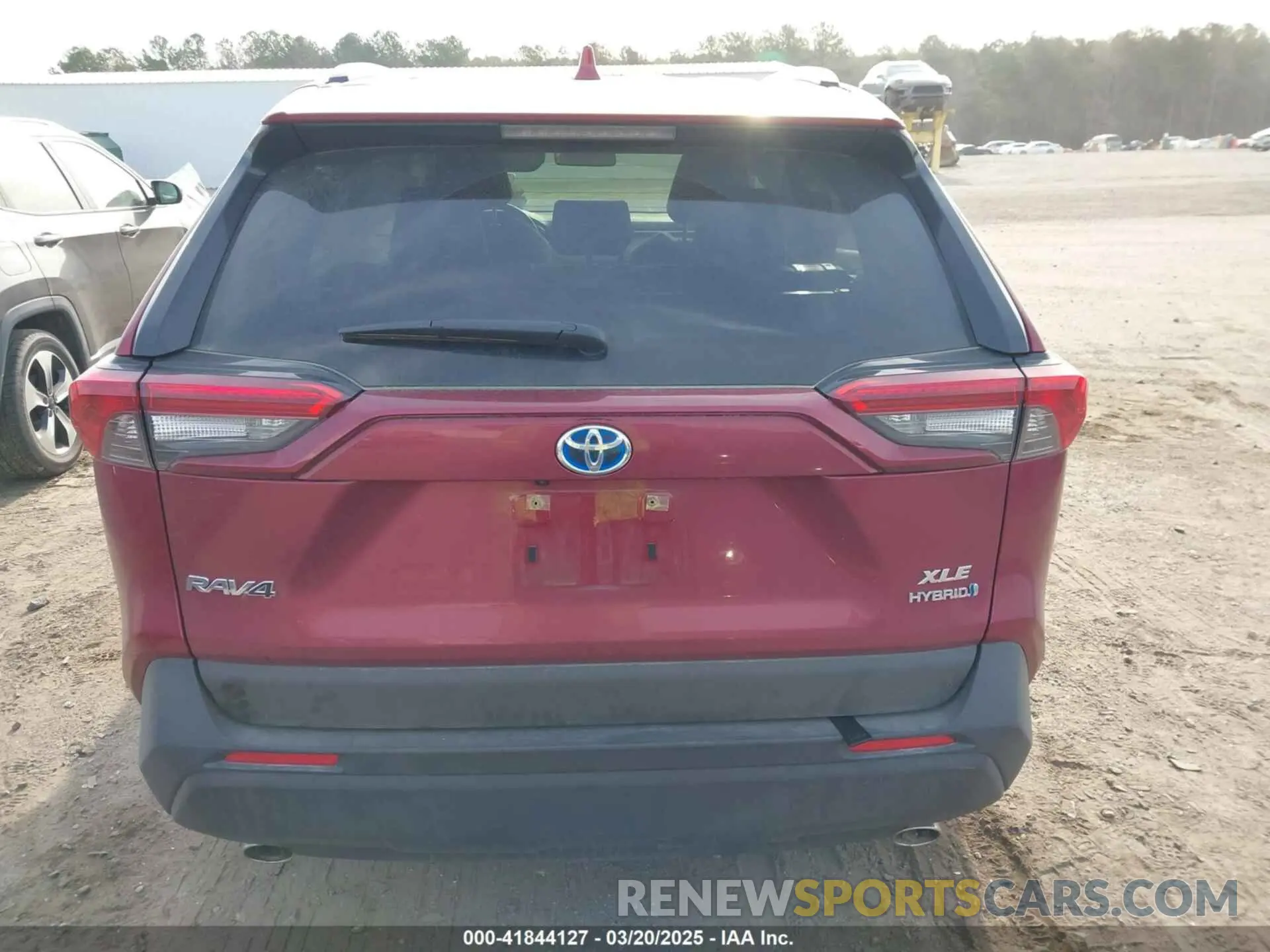 16 Photograph of a damaged car JTMB6RFV8PD114927 TOYOTA RAV4 HYBRID 2023