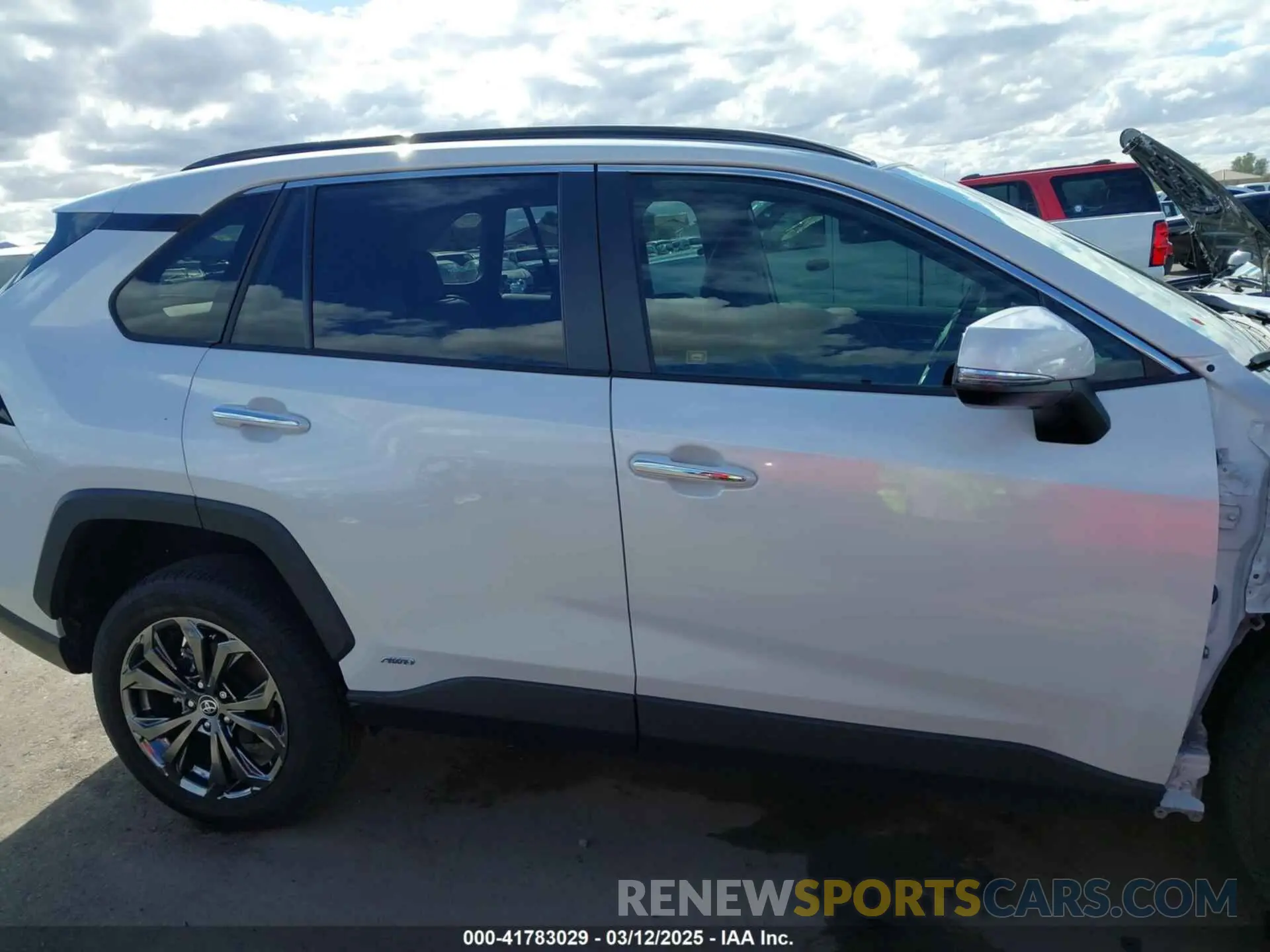 14 Photograph of a damaged car JTMD6RFV4PD546469 TOYOTA RAV4 HYBRID 2023