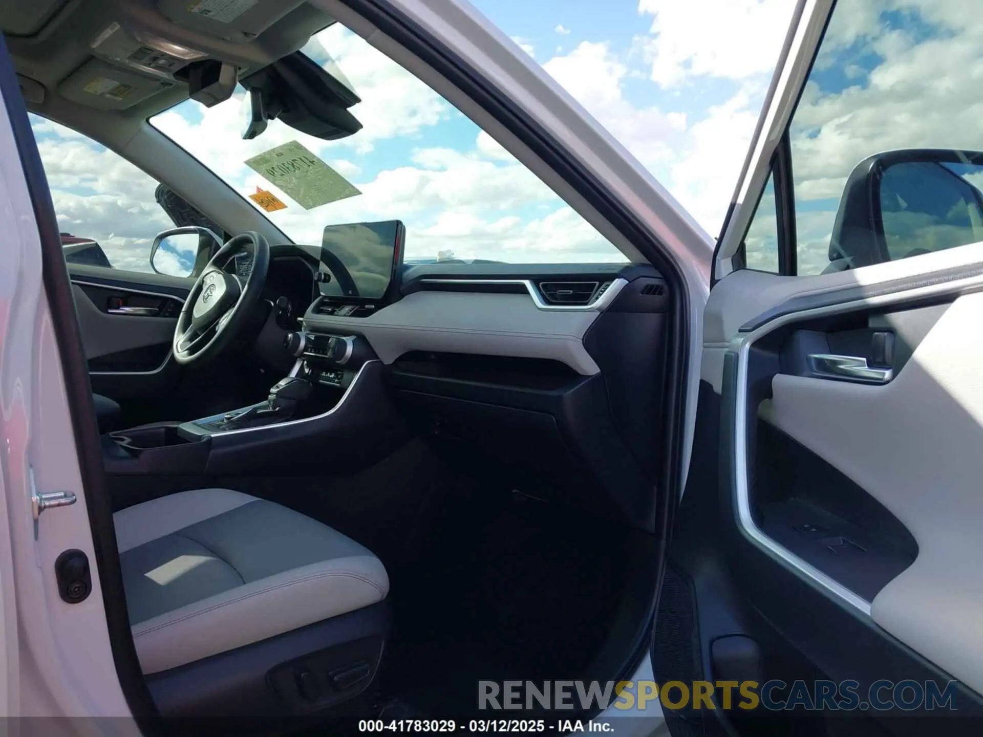 5 Photograph of a damaged car JTMD6RFV4PD546469 TOYOTA RAV4 HYBRID 2023