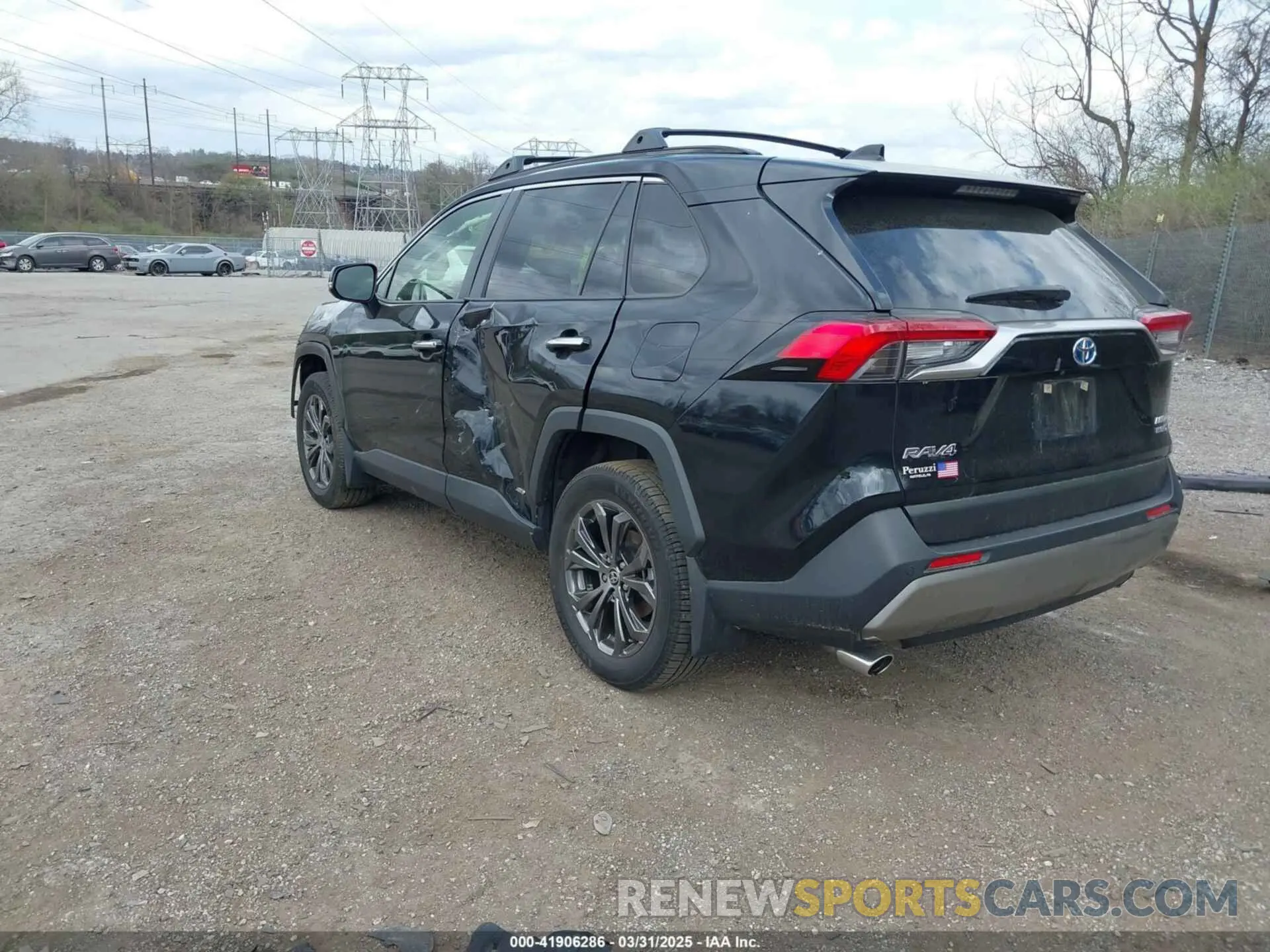 3 Photograph of a damaged car JTMD6RFV9PD095992 TOYOTA RAV4 HYBRID 2023
