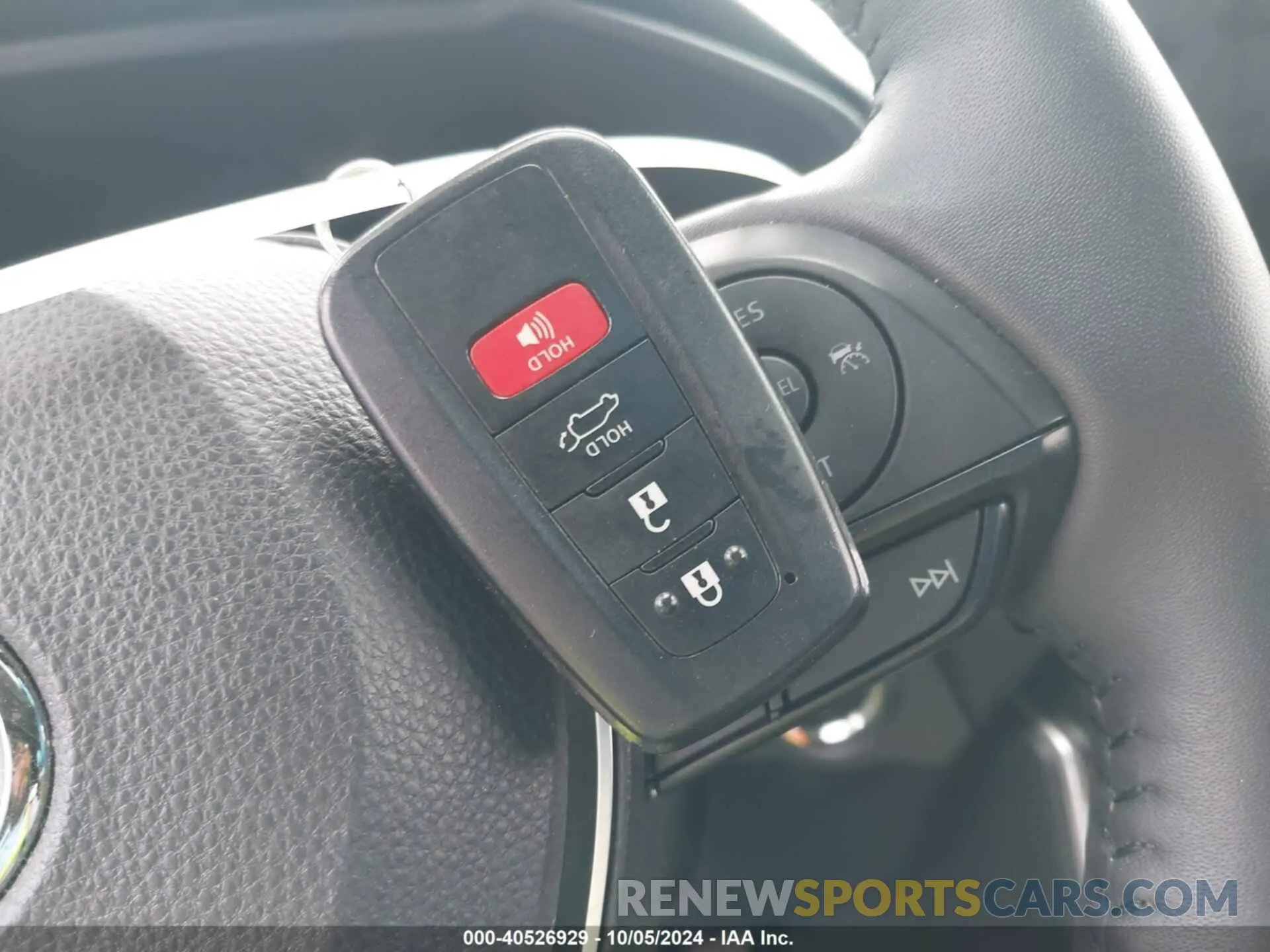 11 Фотография поврежденного автомобиля JTME6RFV1PJ030558 TOYOTA RAV4 HYBRID 2023