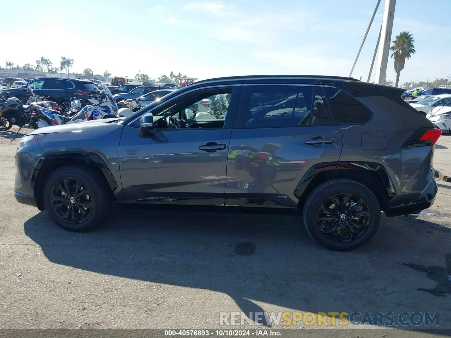 14 Фотография поврежденного автомобиля JTME6RFV3PD546080 TOYOTA RAV4 HYBRID 2023