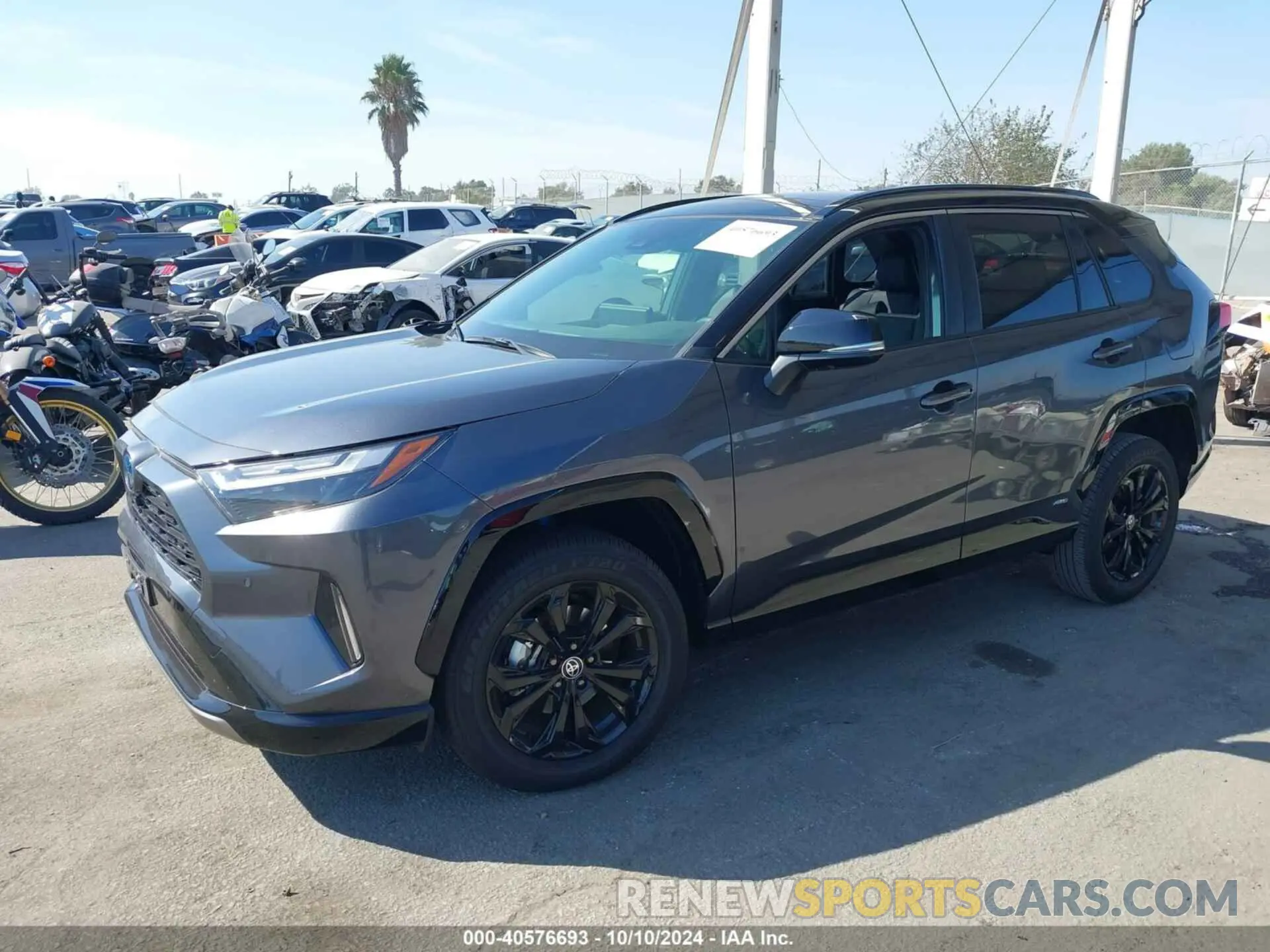 2 Фотография поврежденного автомобиля JTME6RFV3PD546080 TOYOTA RAV4 HYBRID 2023