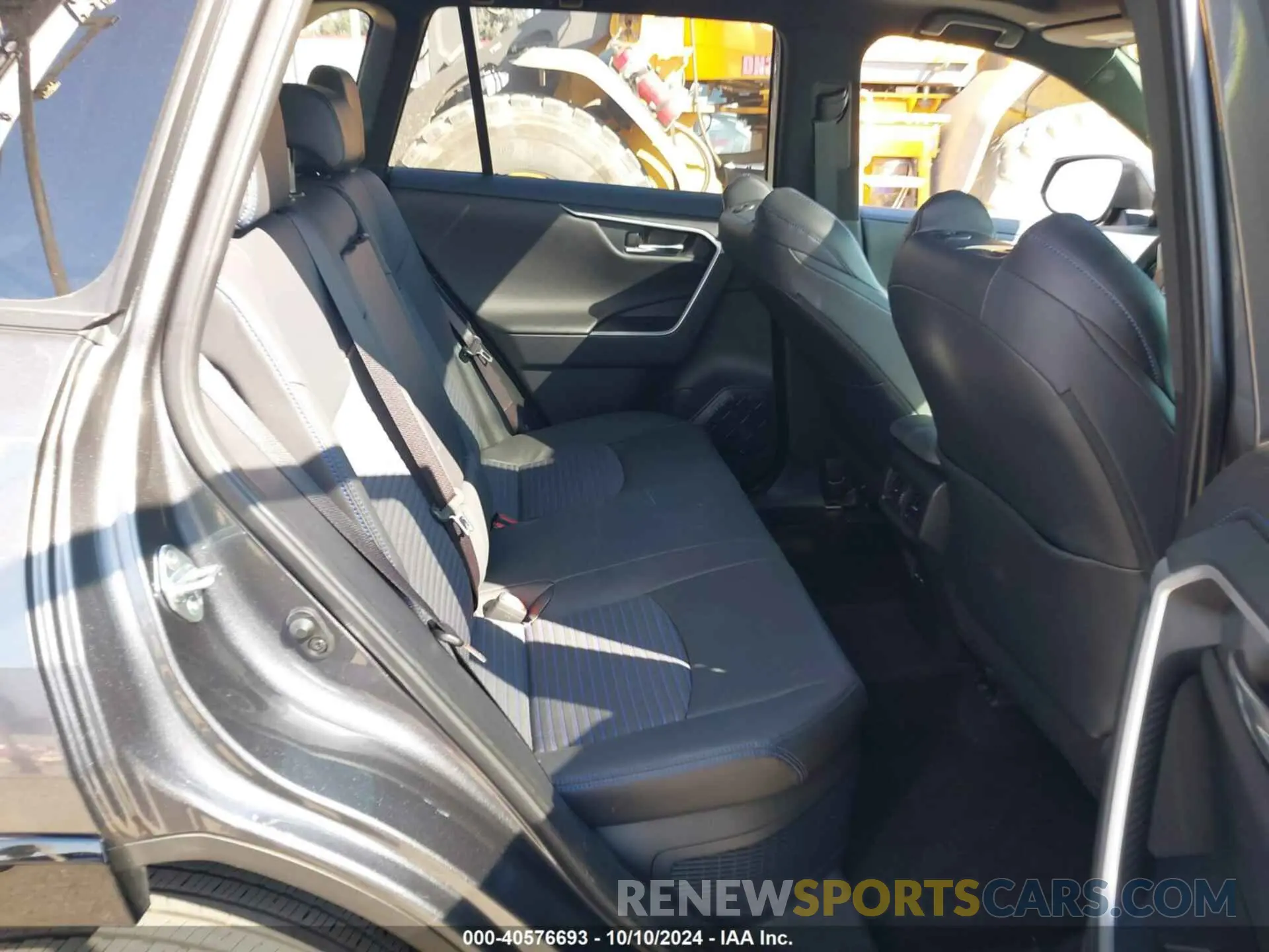 8 Фотография поврежденного автомобиля JTME6RFV3PD546080 TOYOTA RAV4 HYBRID 2023