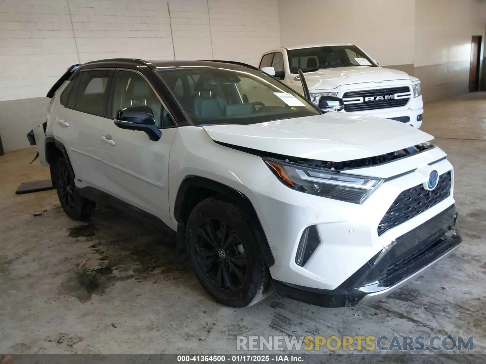 1 Photograph of a damaged car JTME6RFV5PJ038596 TOYOTA RAV4 HYBRID 2023