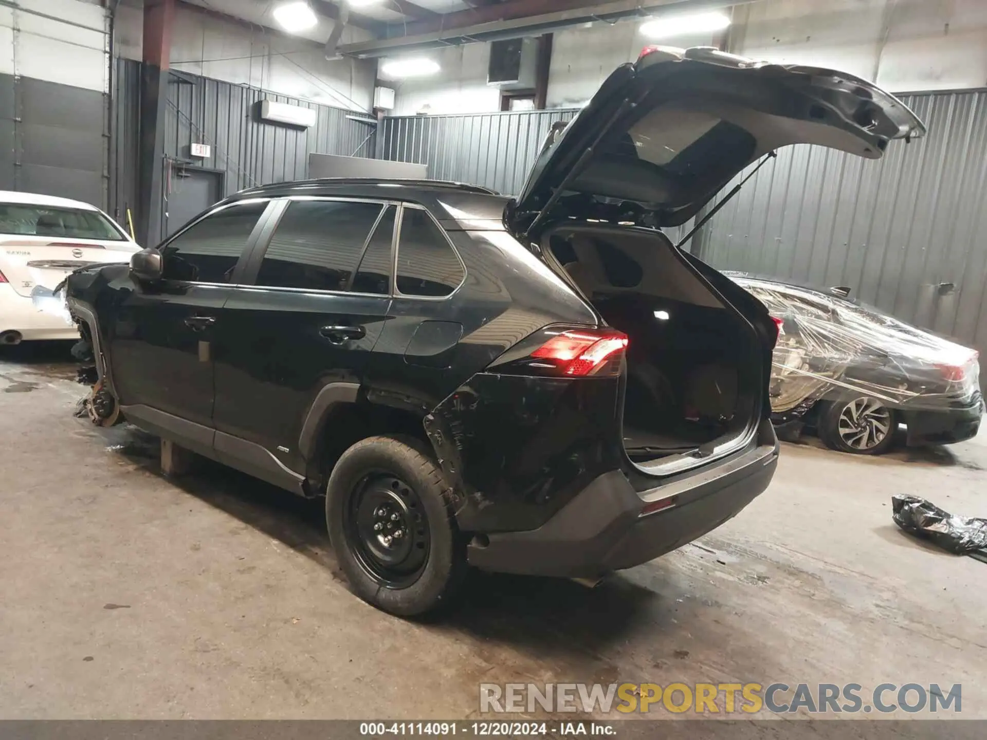 3 Photograph of a damaged car JTMLWRFVXPD571727 TOYOTA RAV4 HYBRID 2023