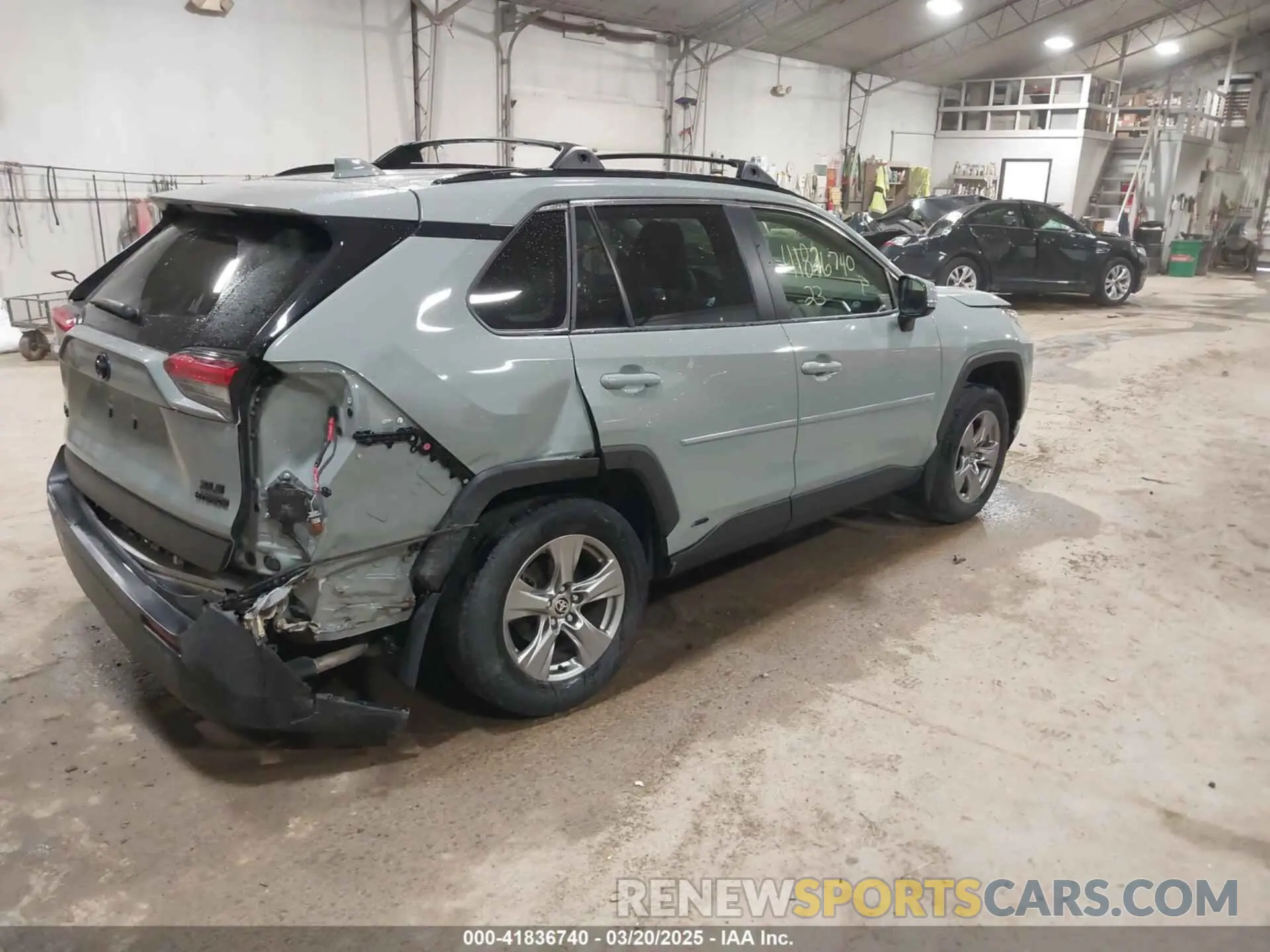 4 Фотография поврежденного автомобиля JTMRWRFV2PD572736 TOYOTA RAV4 HYBRID 2023