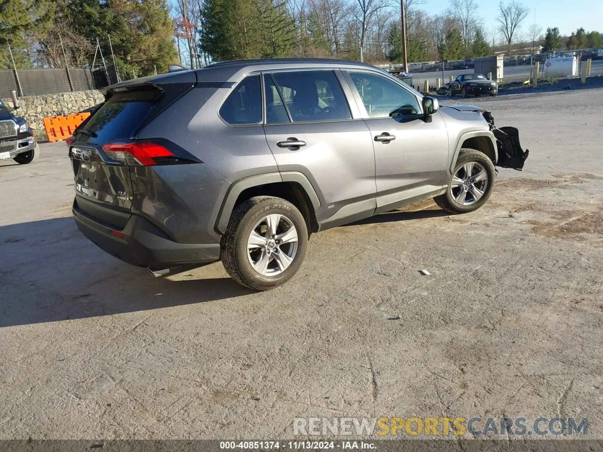 4 Photograph of a damaged car JTMRWRFV5PD177014 TOYOTA RAV4 HYBRID 2023