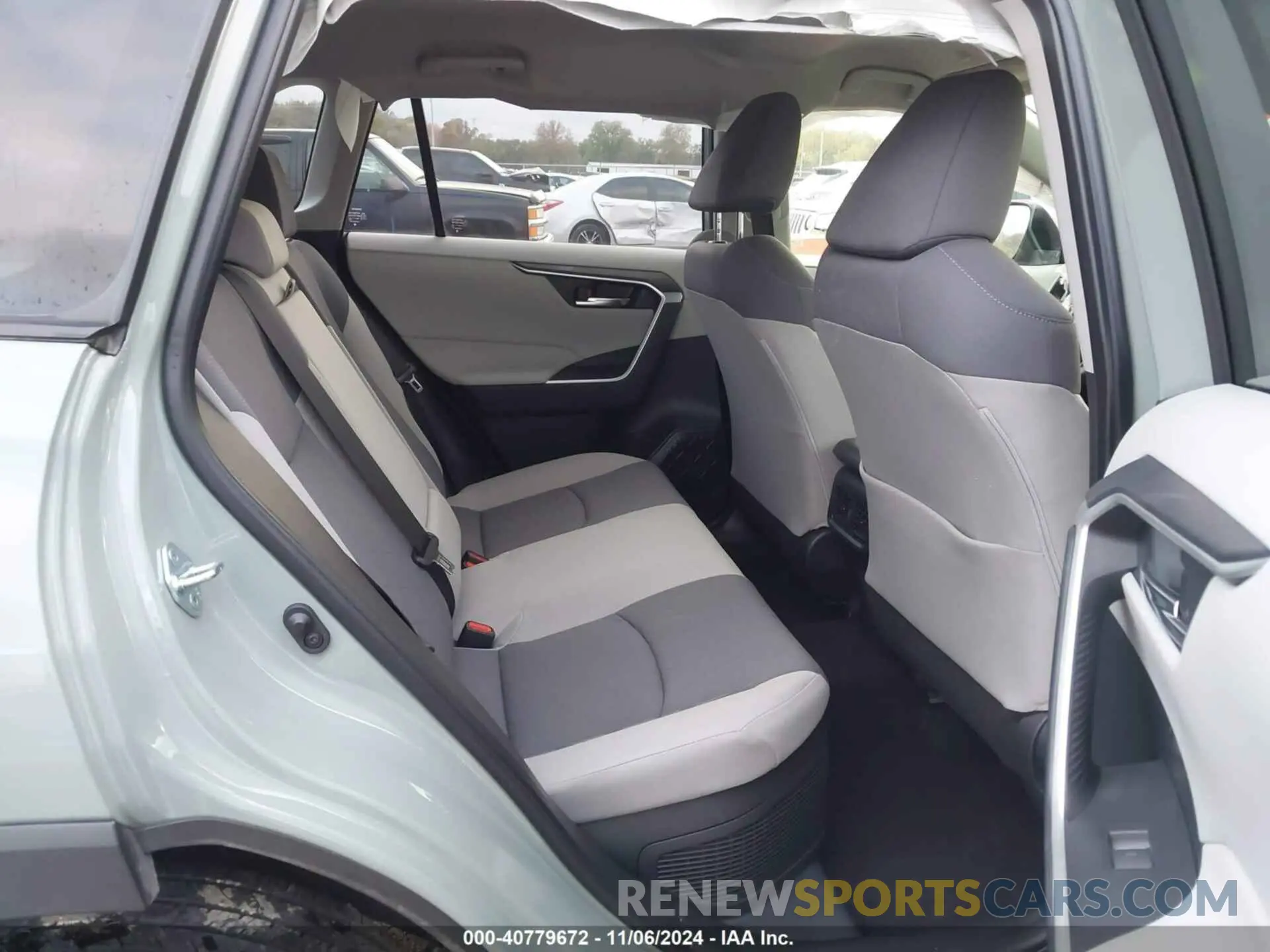 8 Photograph of a damaged car JTMRWRFV9PD196505 TOYOTA RAV4 HYBRID 2023